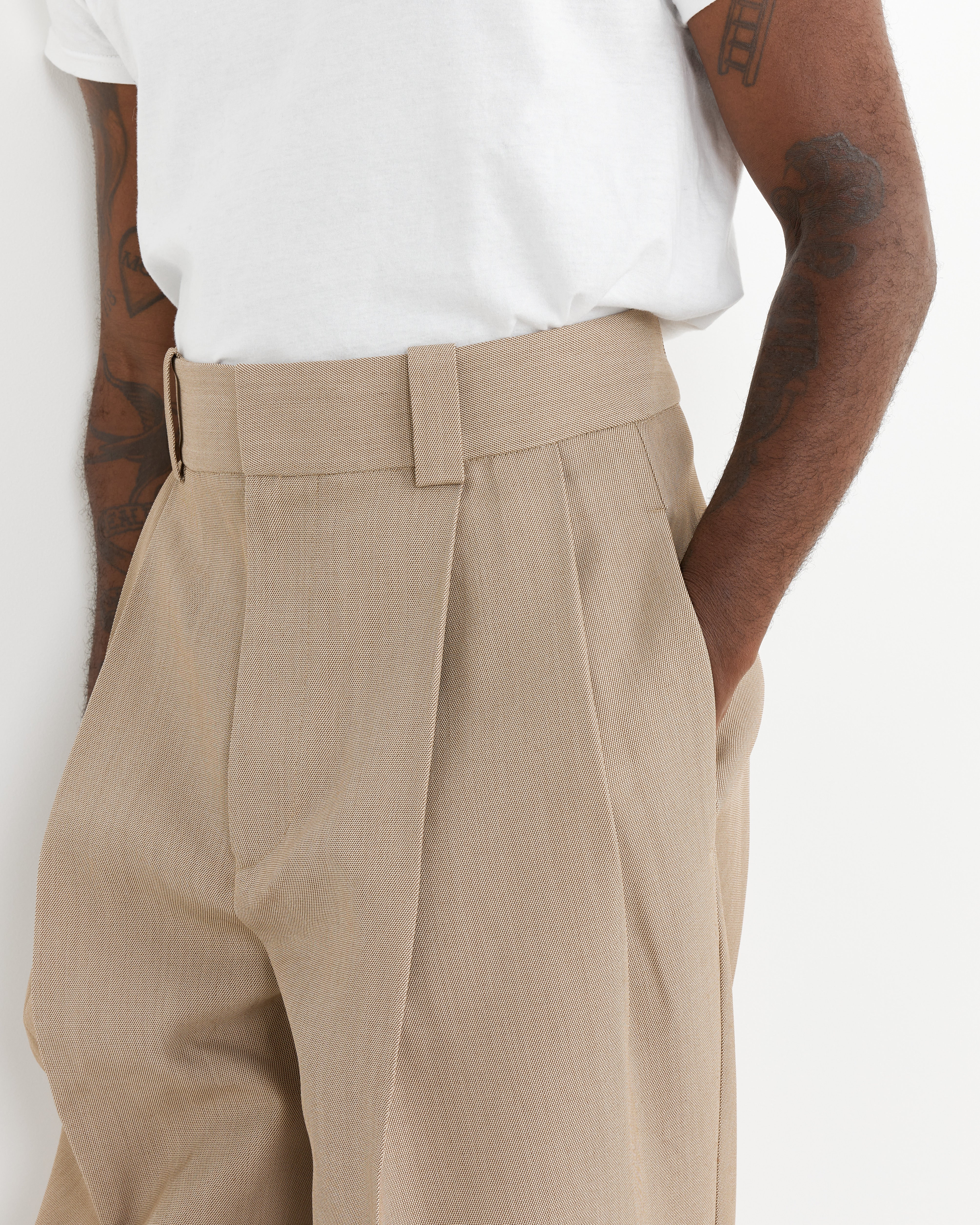 Le Pantalon Marzio Trouser in Beige - Image 3