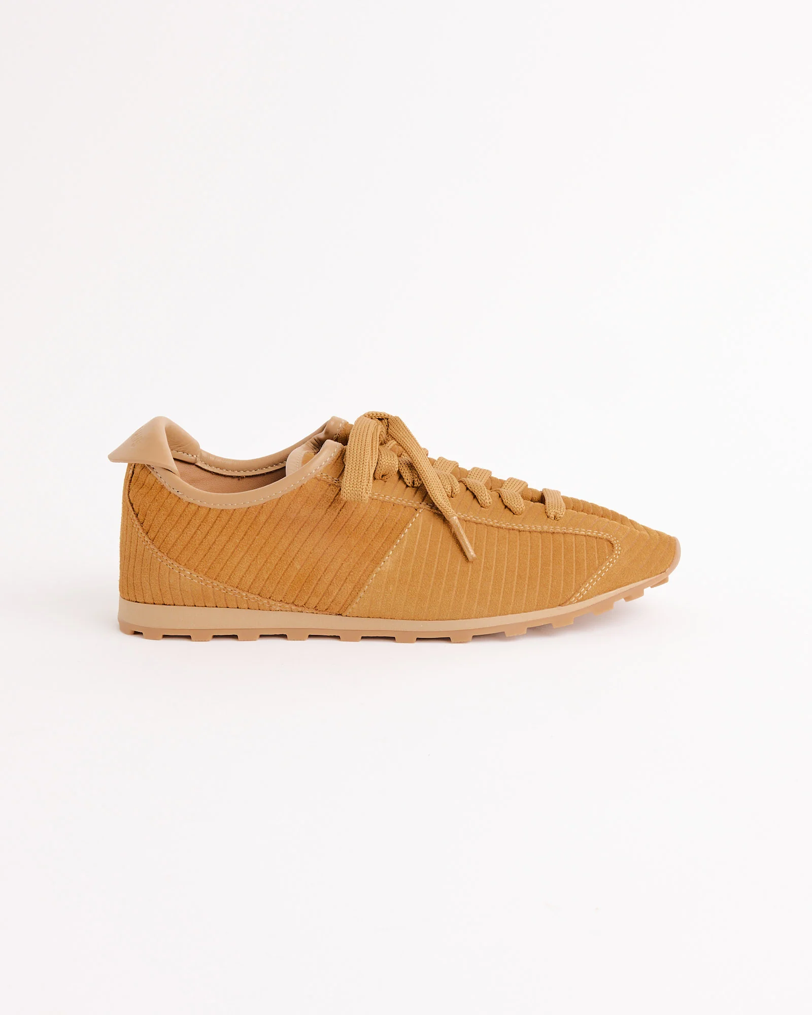 Les Tennis Shoes in Camel