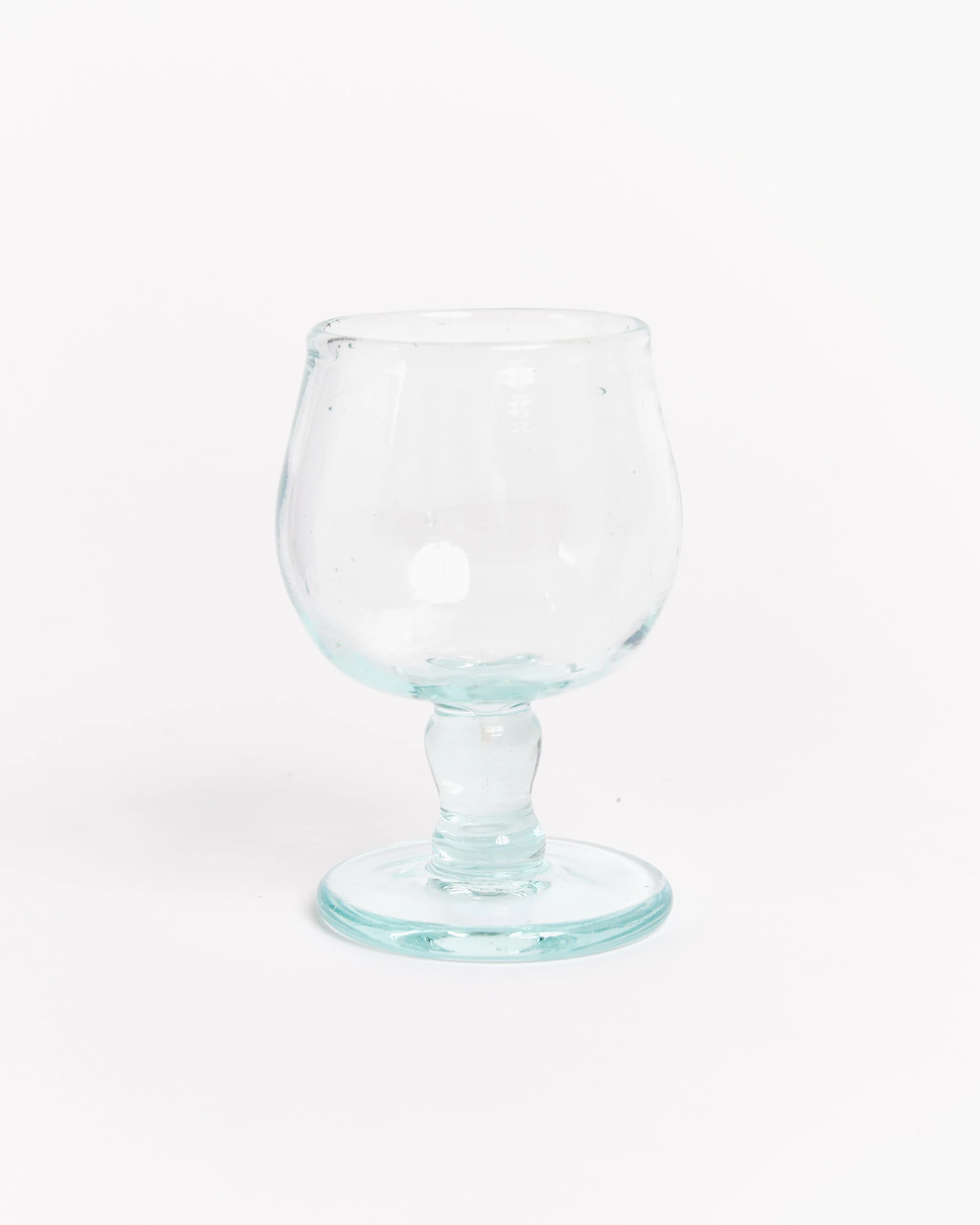 Red Wine in Transparent - Image 2