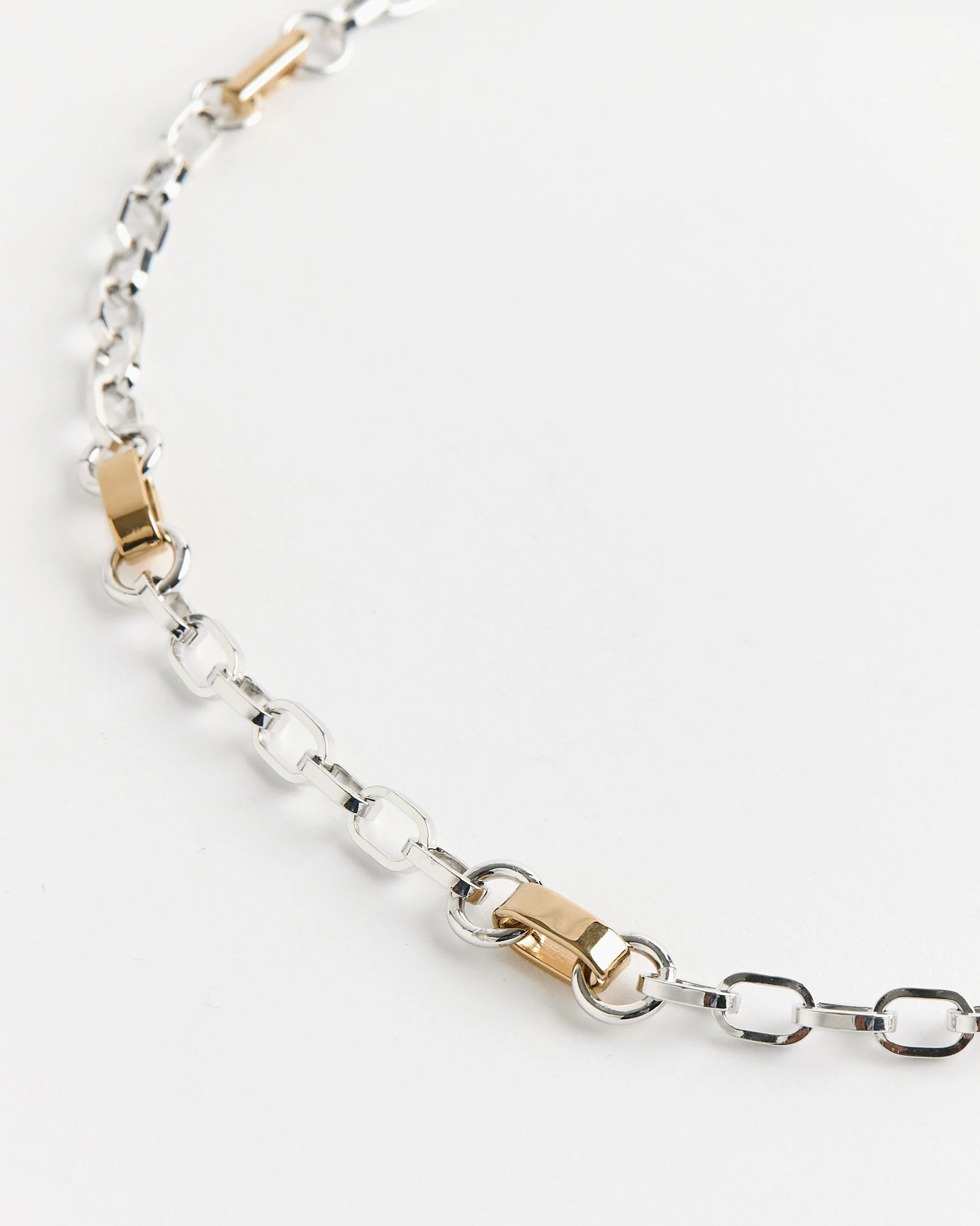 Two Tone Centa Necklace - Image 3
