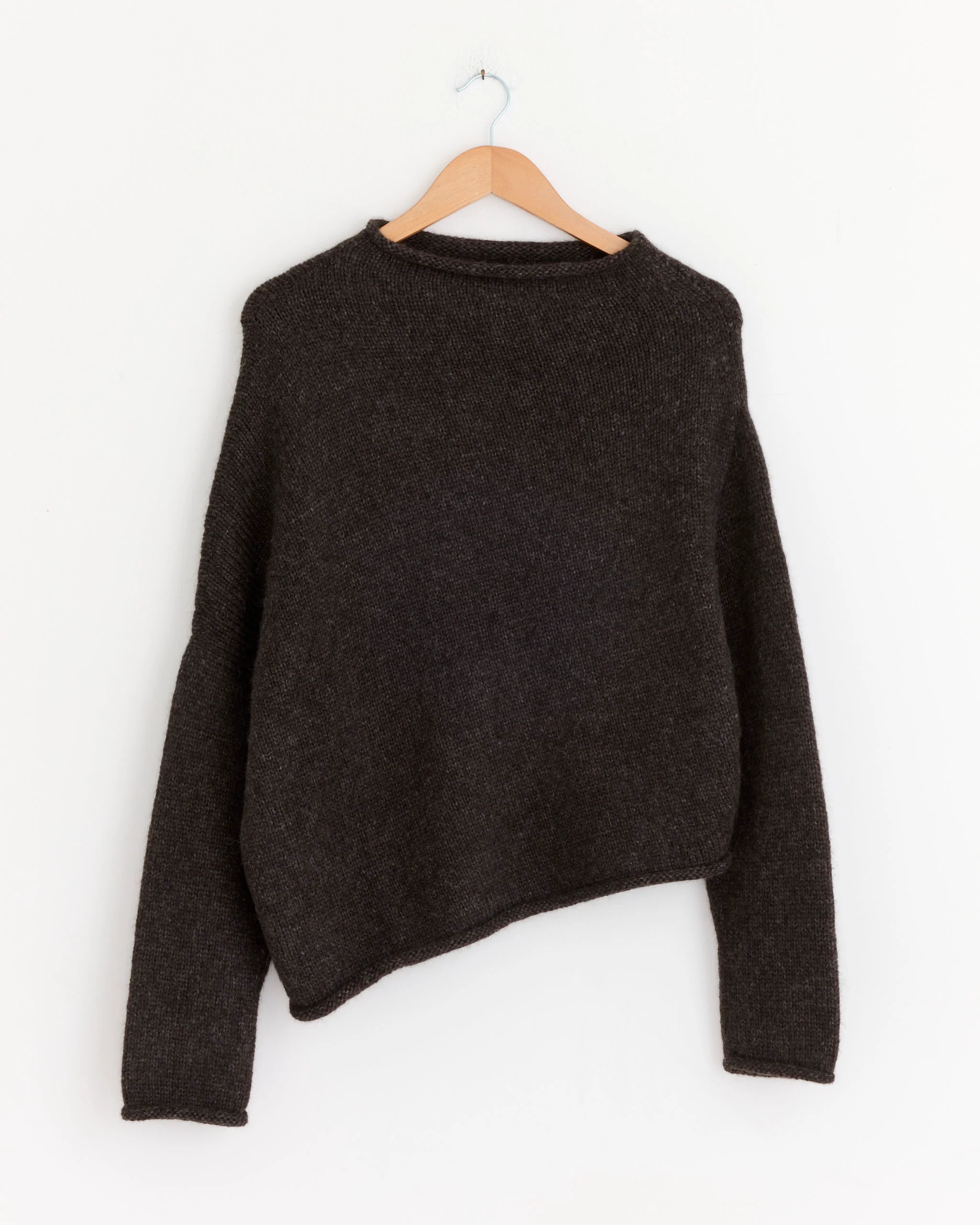Askew Pullover in Blackened
