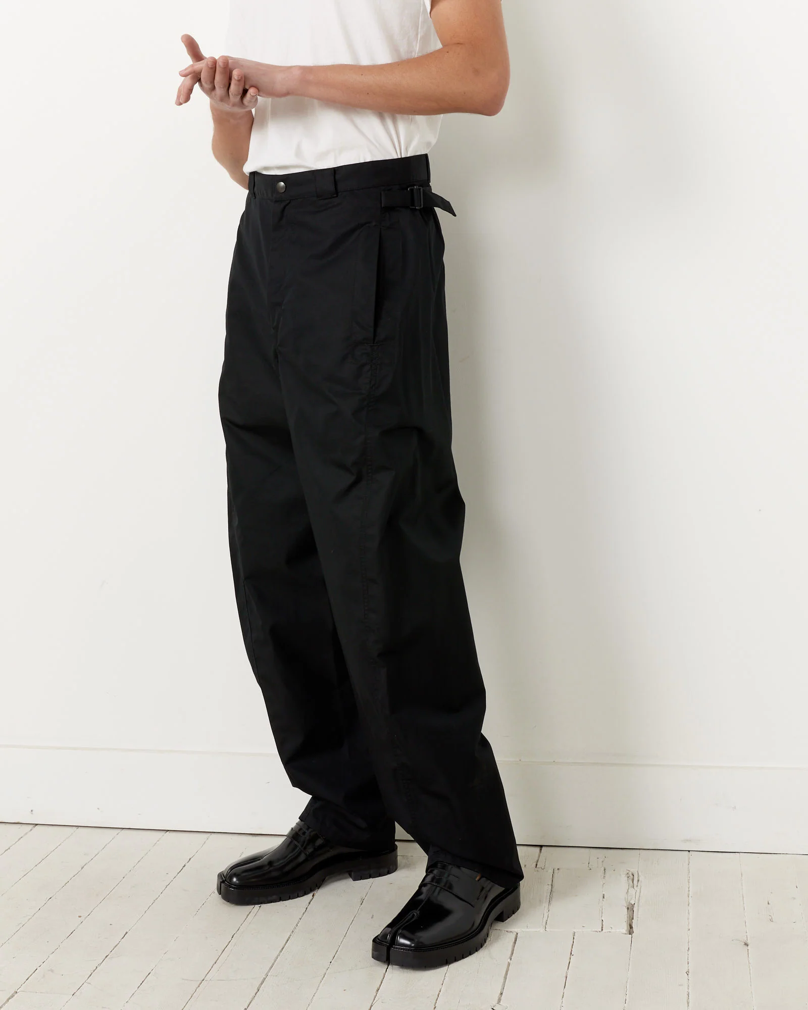 3D Pants in Black - Image 4