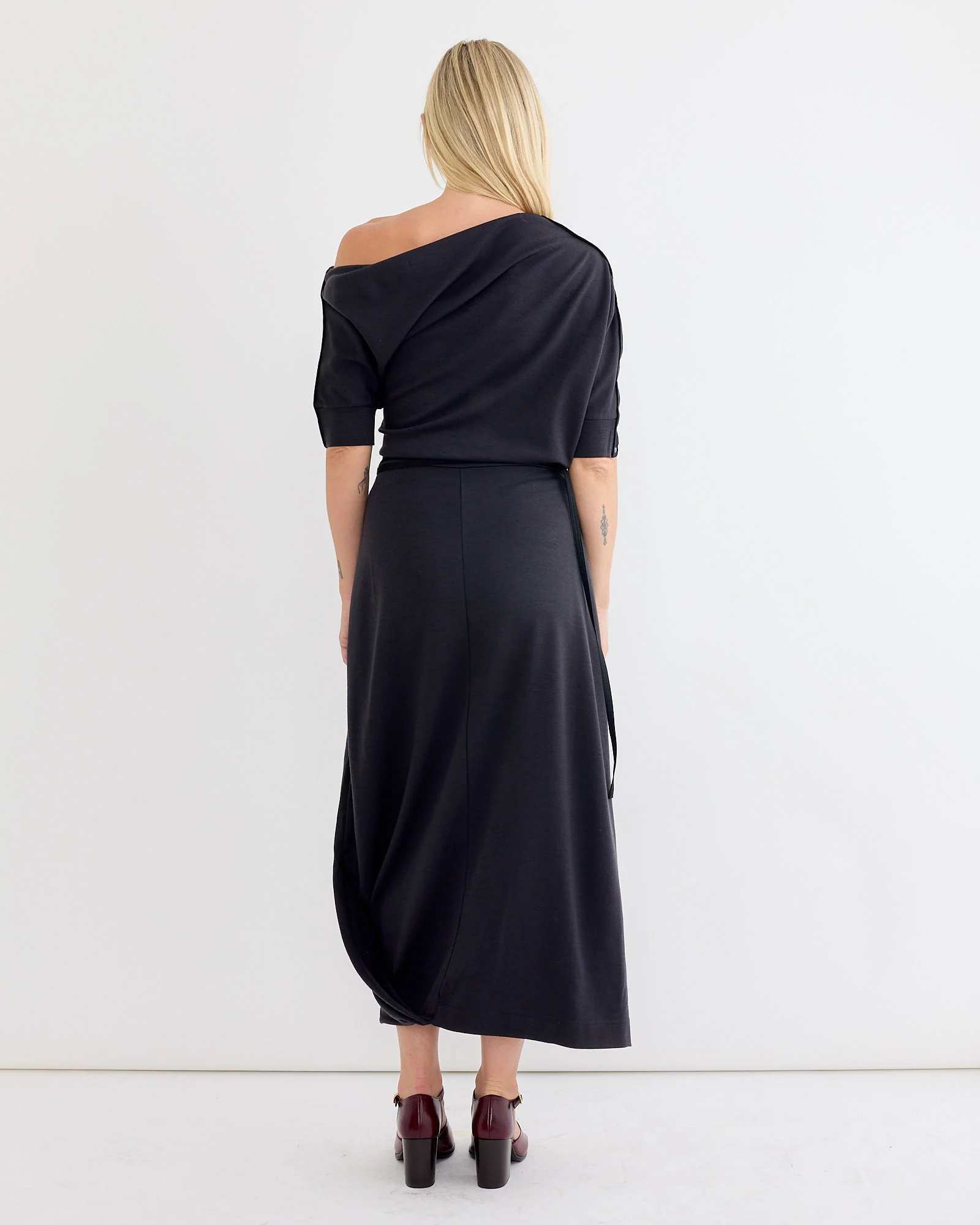 Twisted Hem Dress in Anthracite - Image 3