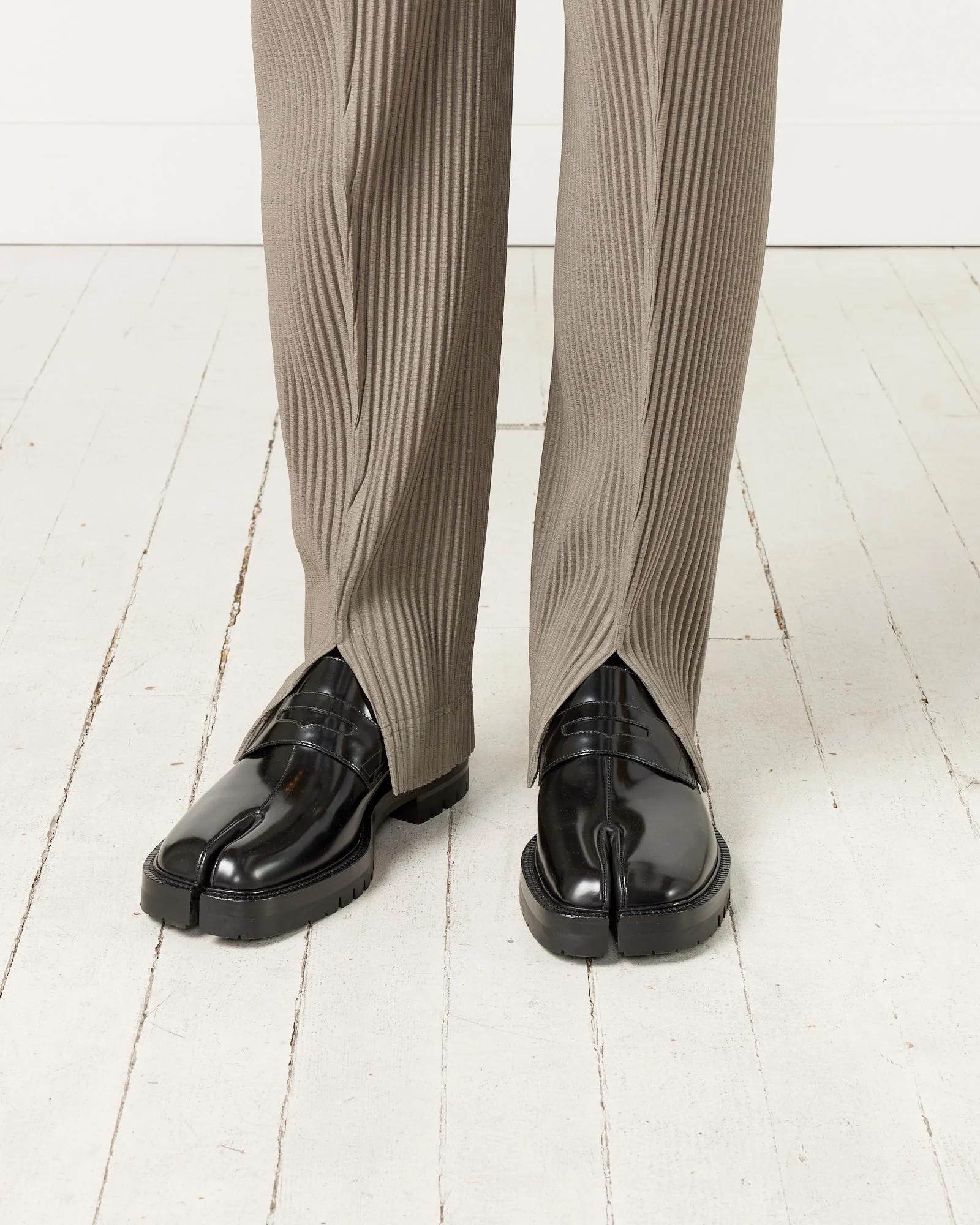 Tabi County Loafer - Image 2