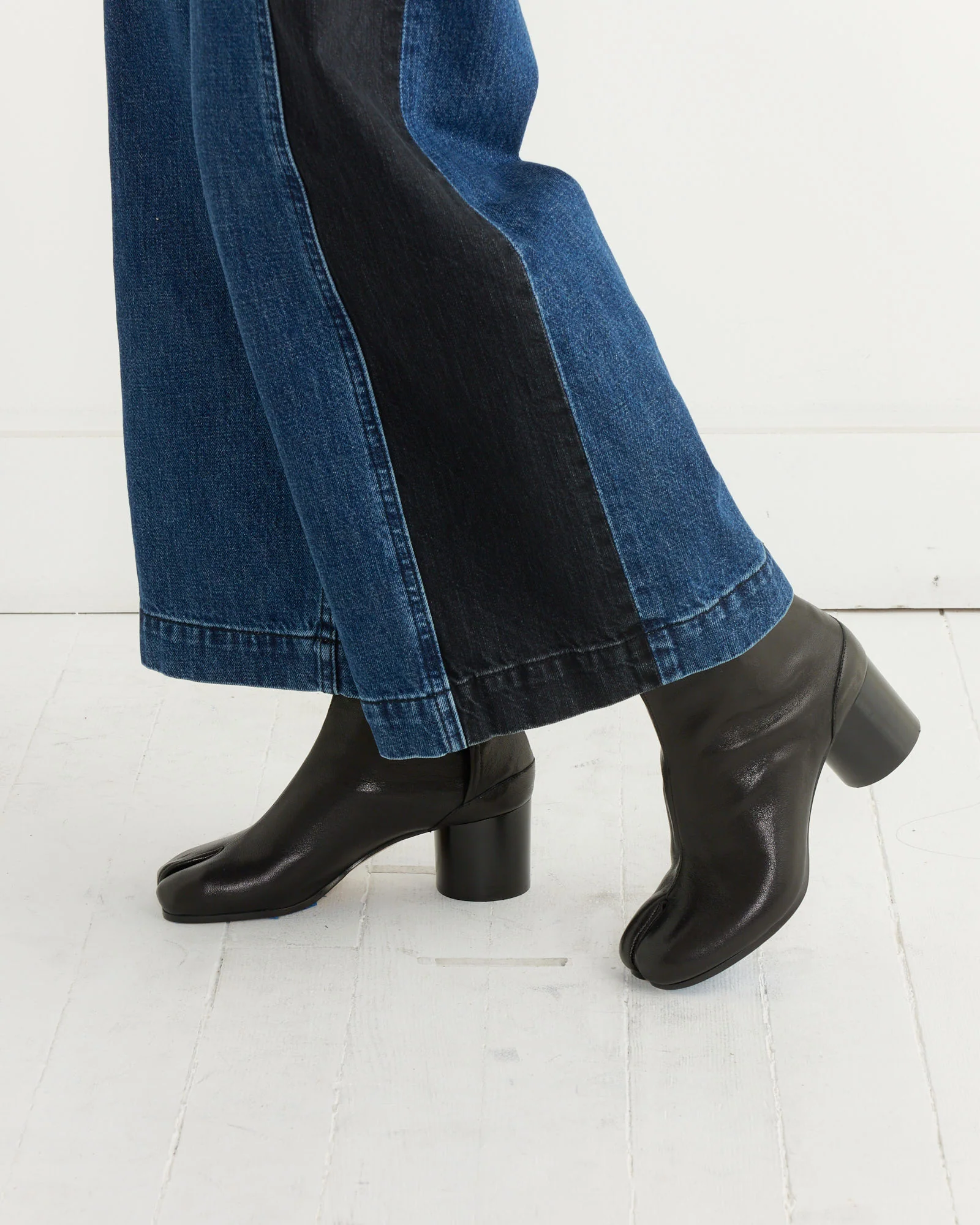 Tabi Ankle Boots in Black - Image 4