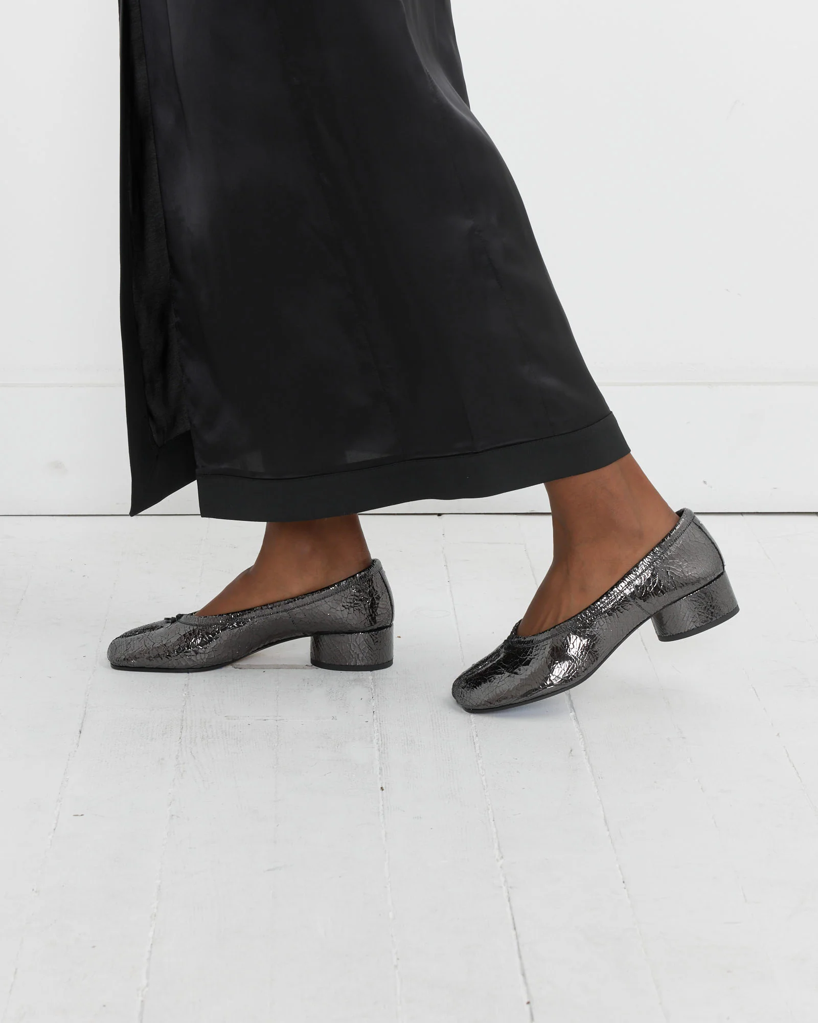 Tabi Ballerina in Crinkled Black - Image 4