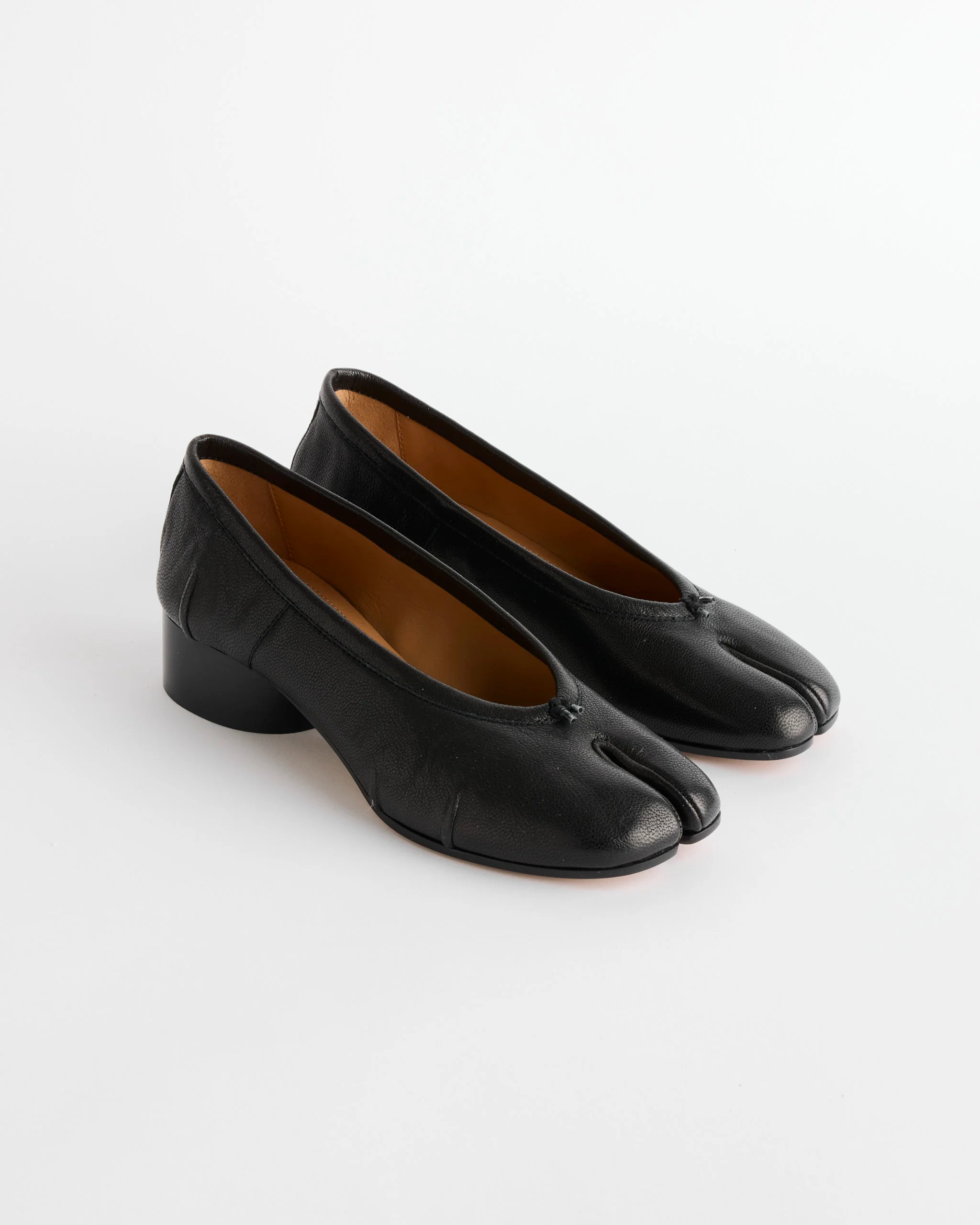 Tabi Ballerina New H30 in Black - Image 2