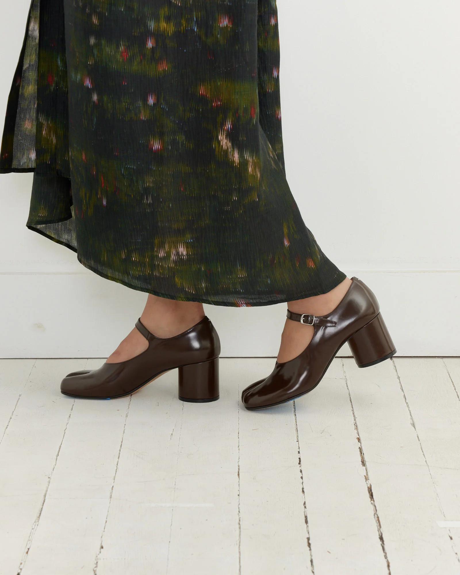 Tabi Mary Jane in Brown - Image 4