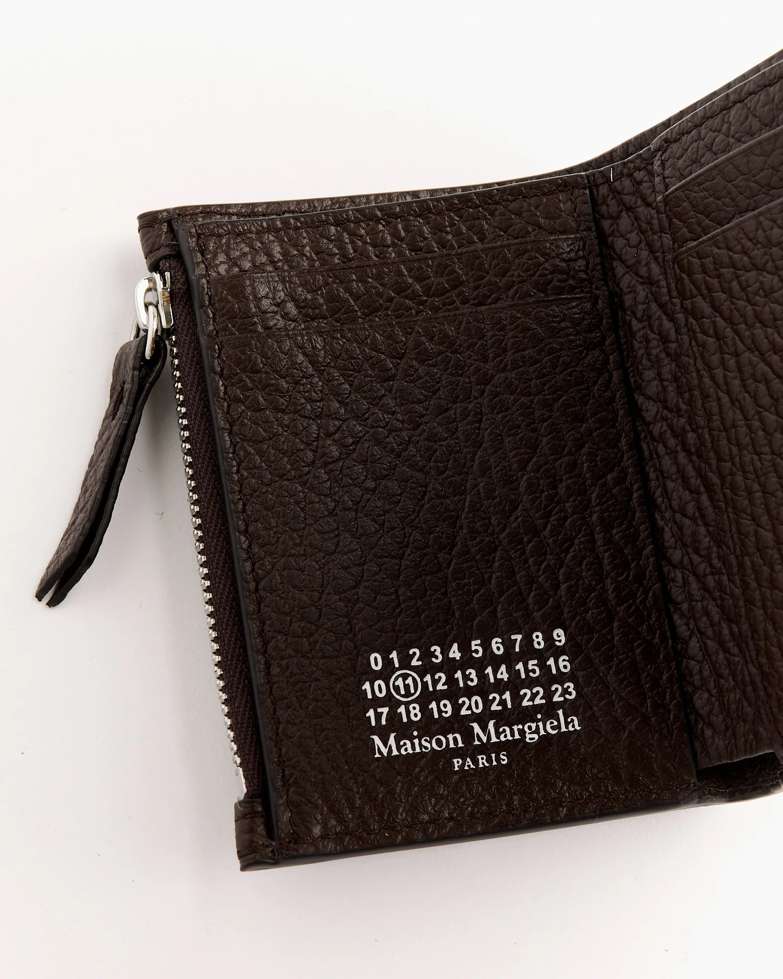 Clip 3 Wallet in Brown - Image 3