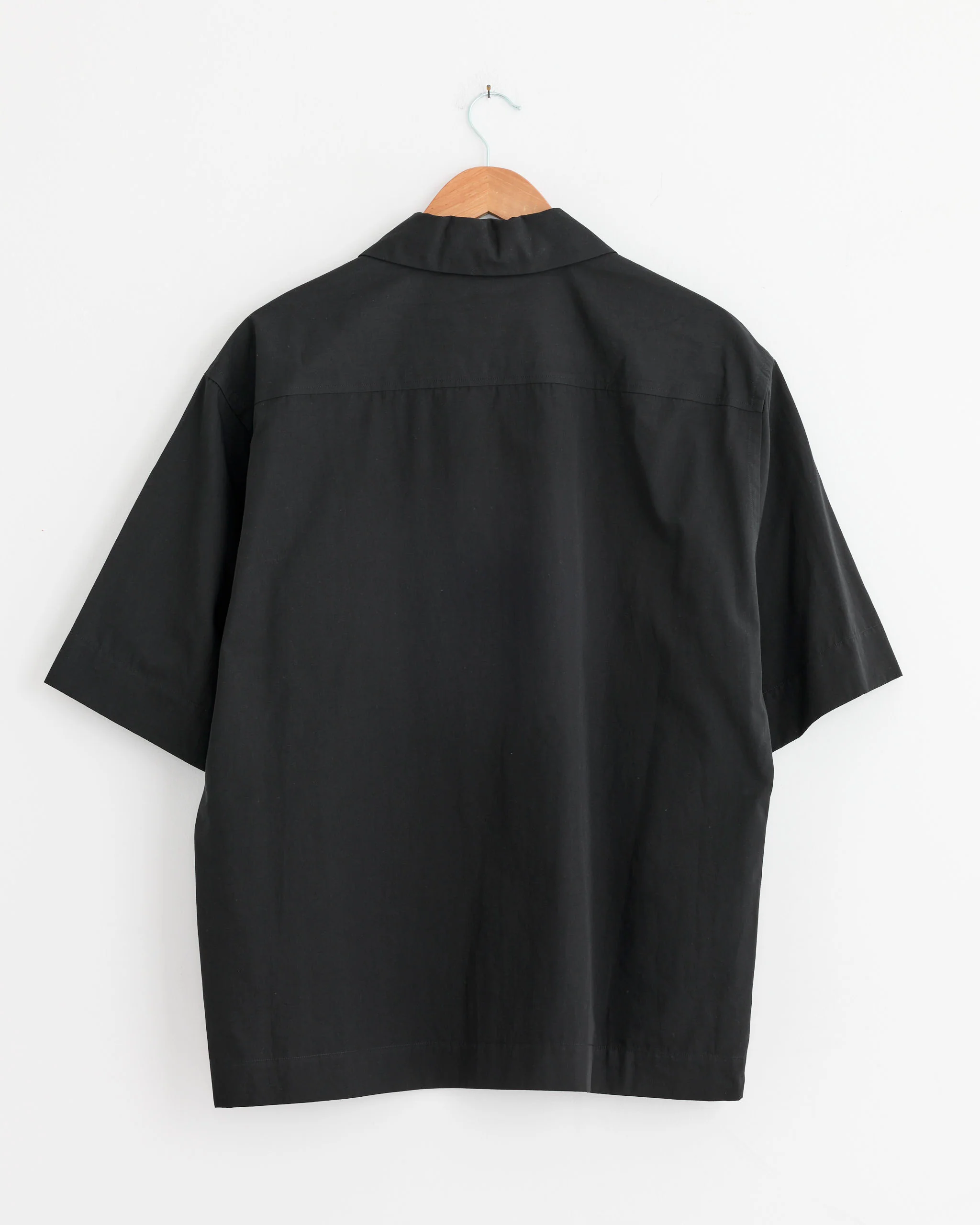 Revere Collar Shirt in Black - Image 3