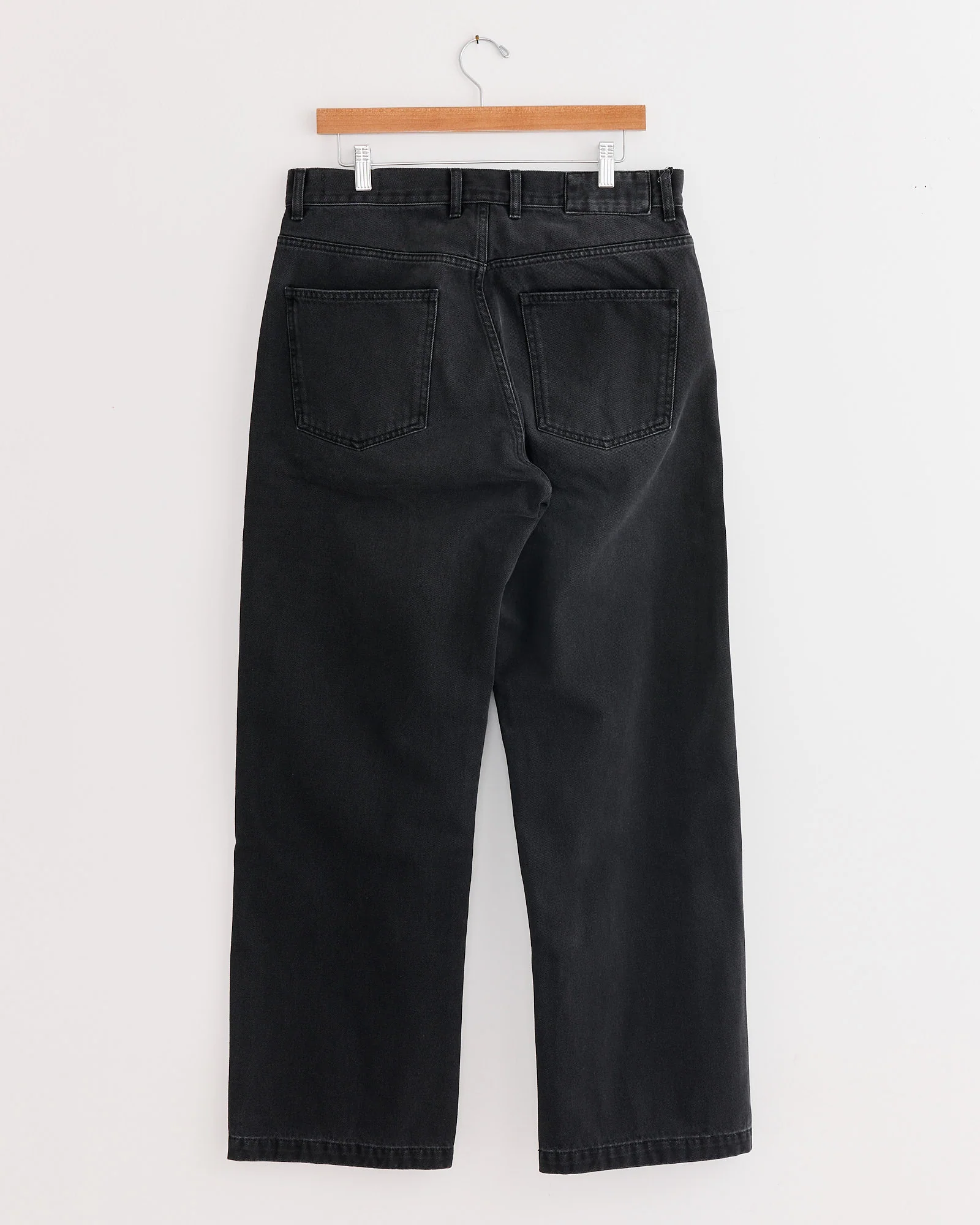 Straight Cut Jean in Faded Black - Image 3