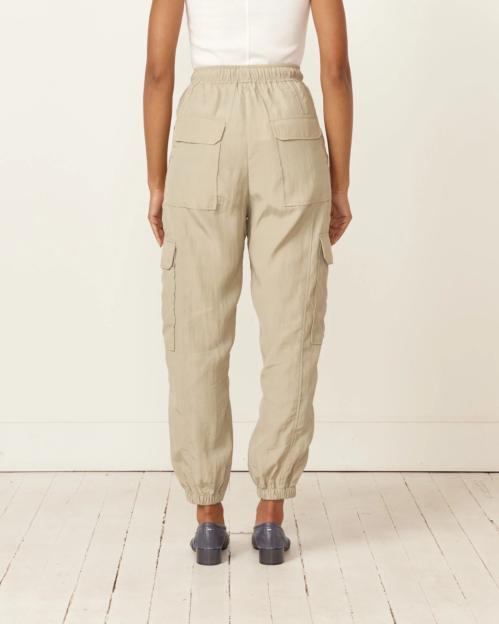 Lightweight Cargo Pant in Mint - Image 5