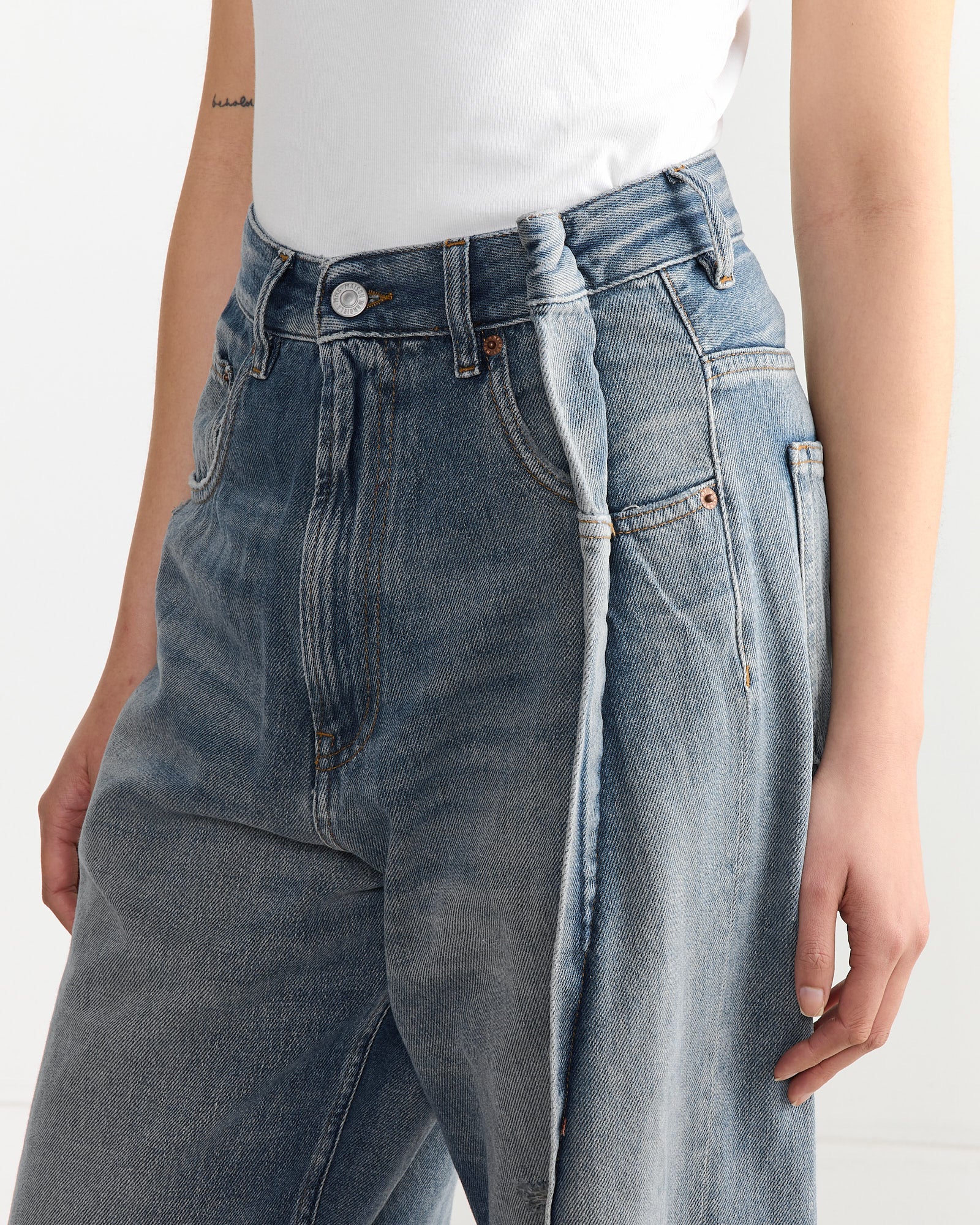 5 Pockets Jeans in Blue - Image 2