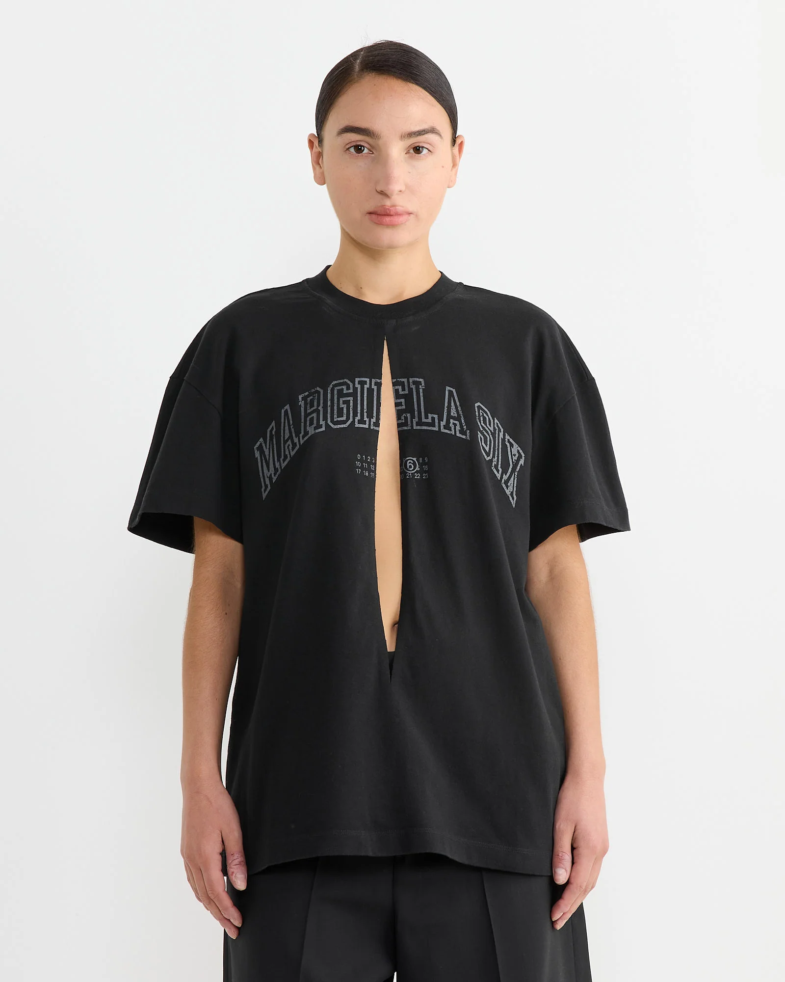 Logo Top in Black