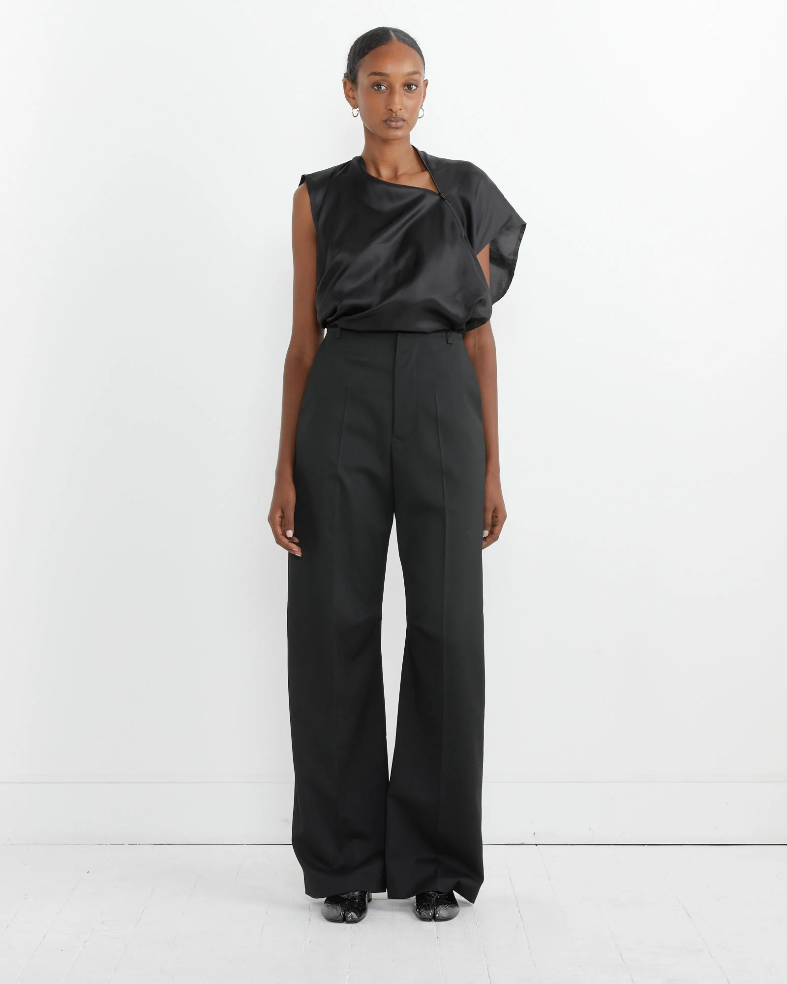 Pant in Black - Image 2
