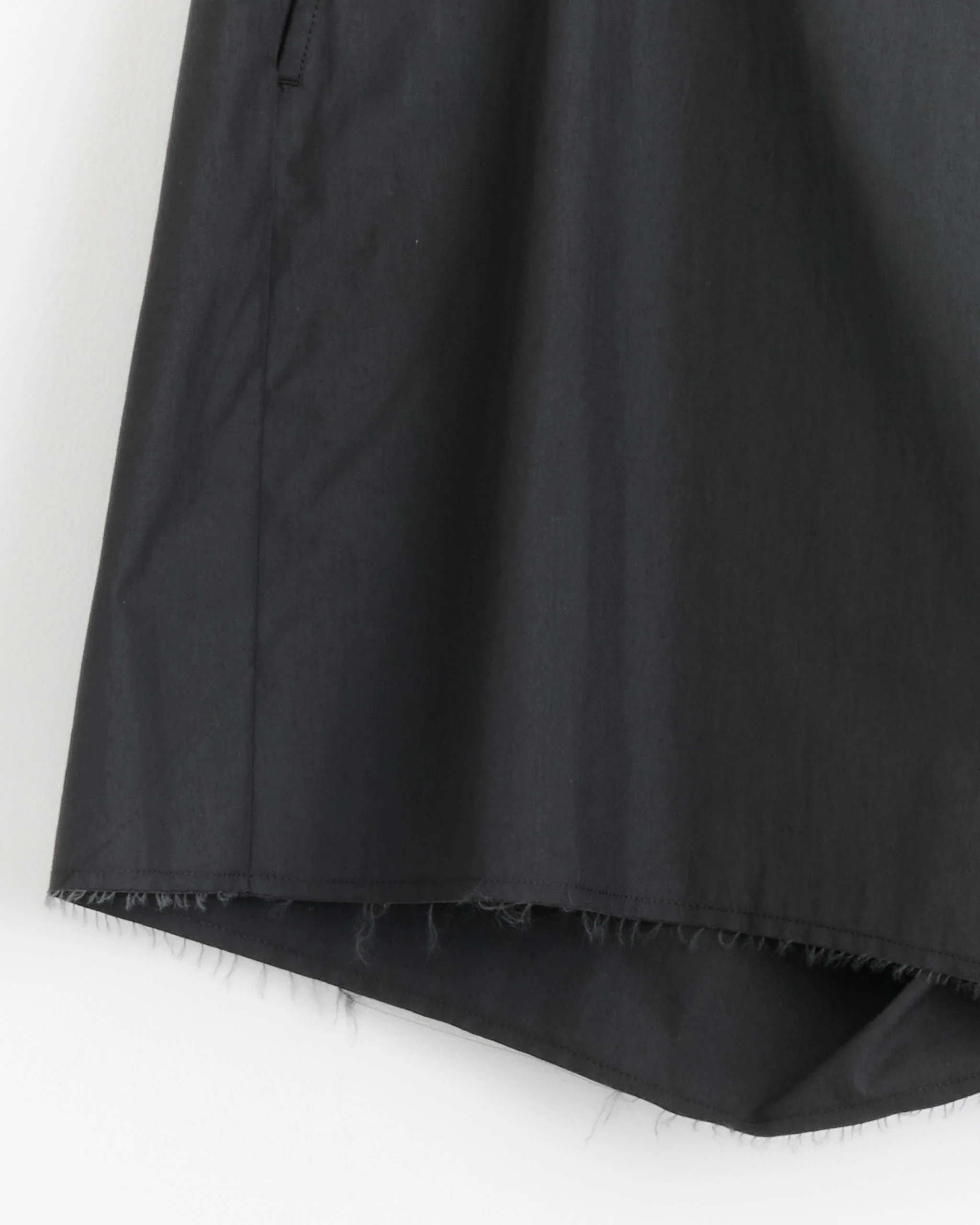 Frayed Short in Anthracite Grey - Image 2