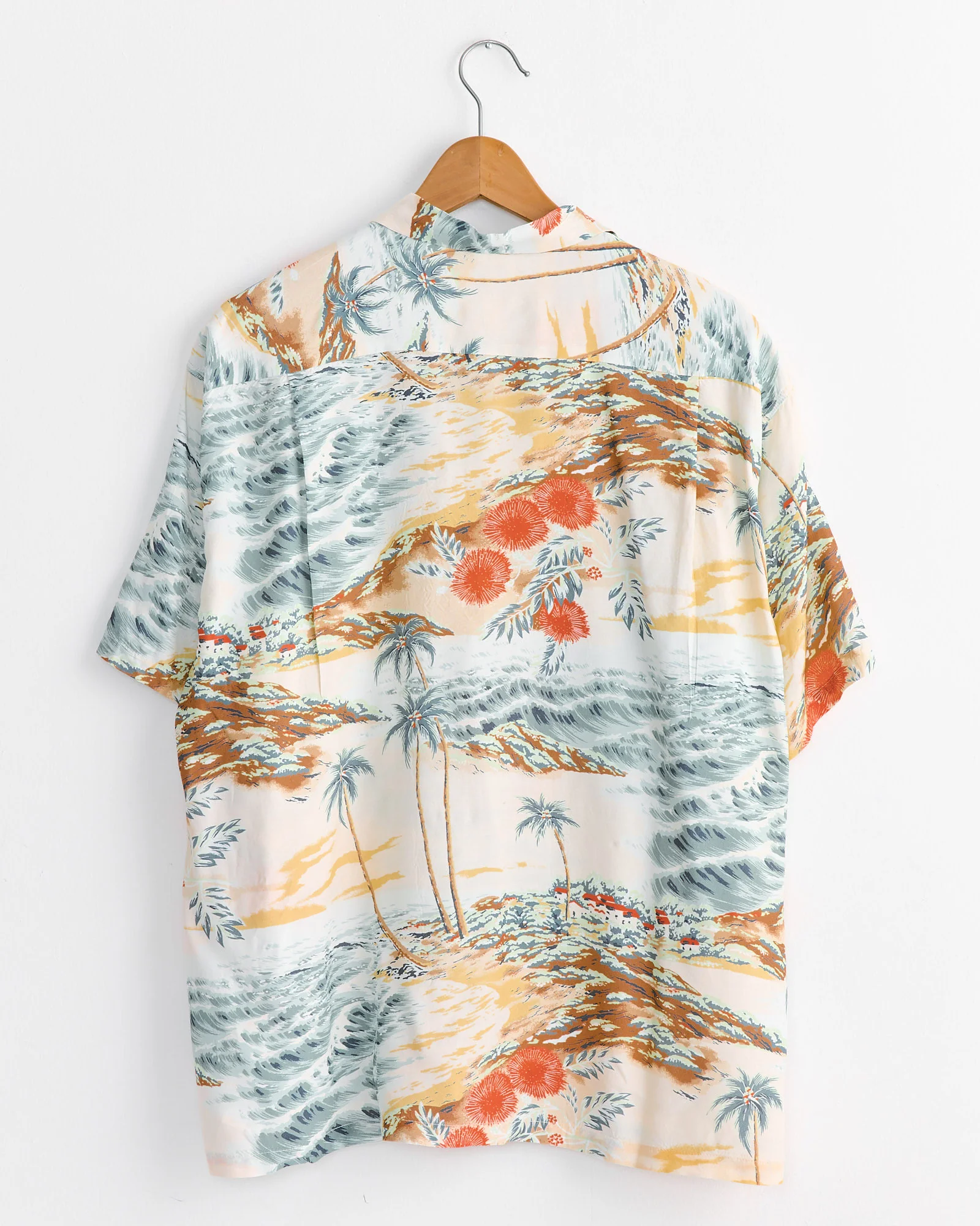Hawaiian Shirt in Ecru - Image 4