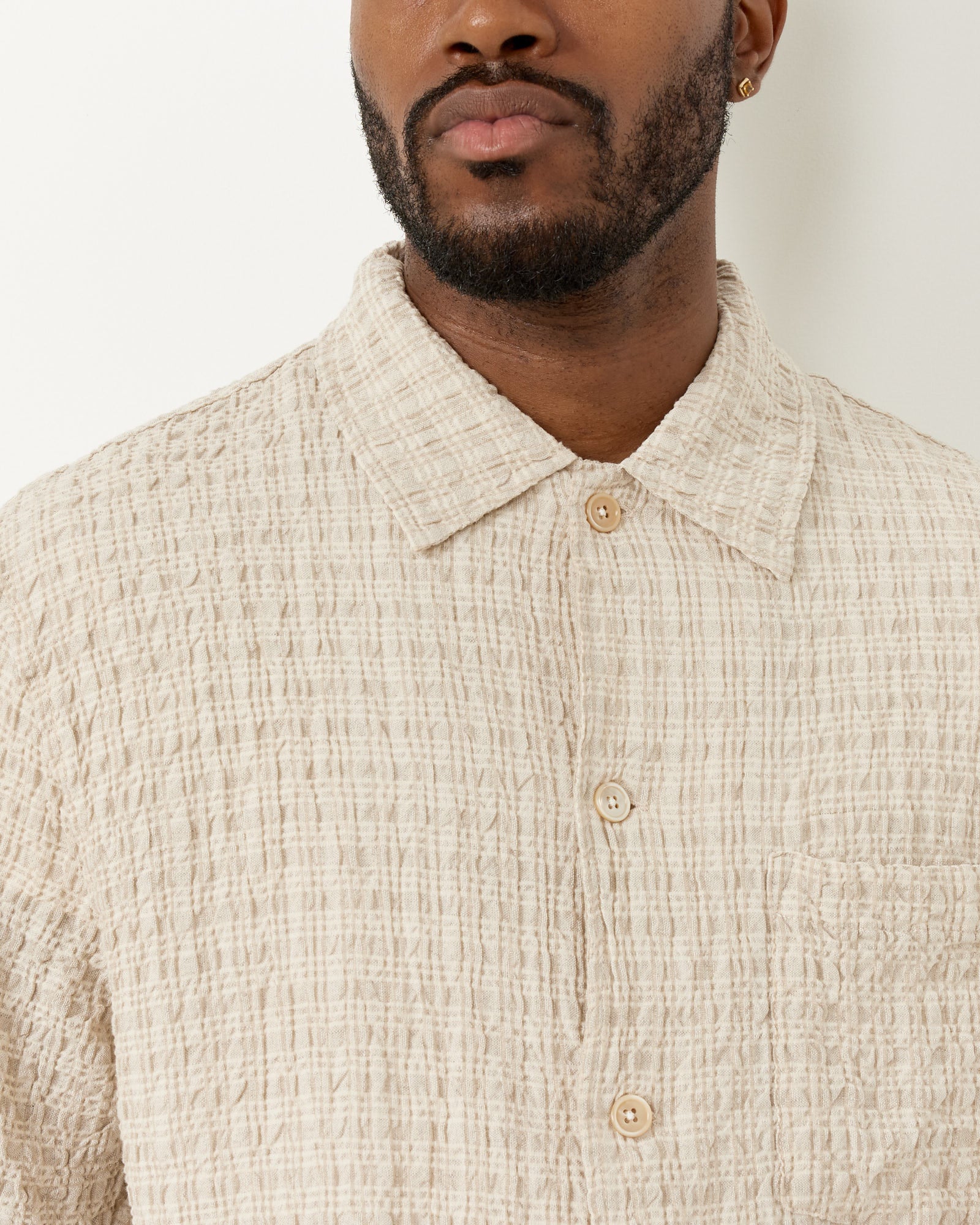 Box Shirt in Light Authentic Seersucker - Image 4