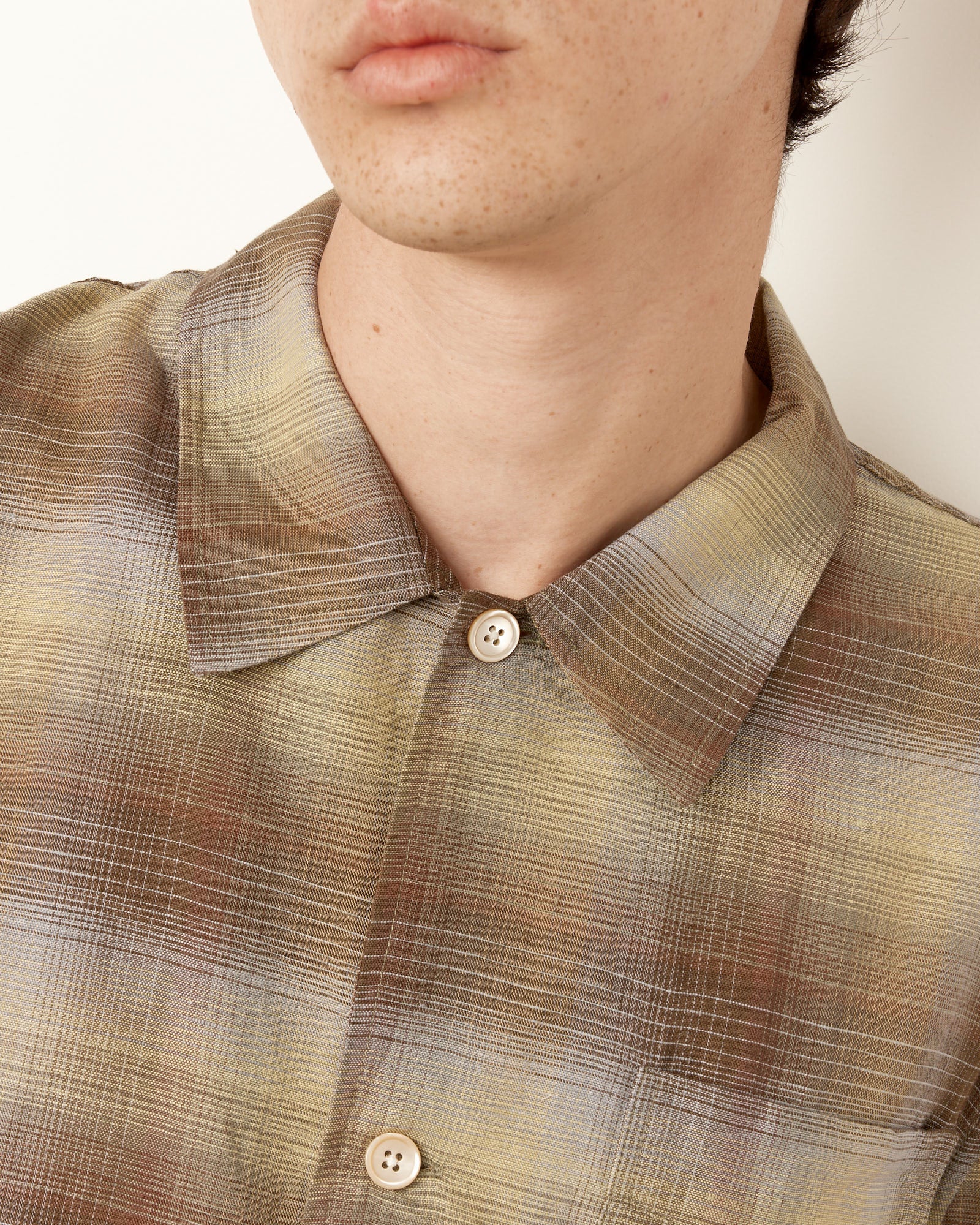 Box Shirt in Murky Static Summer Weave - Image 4