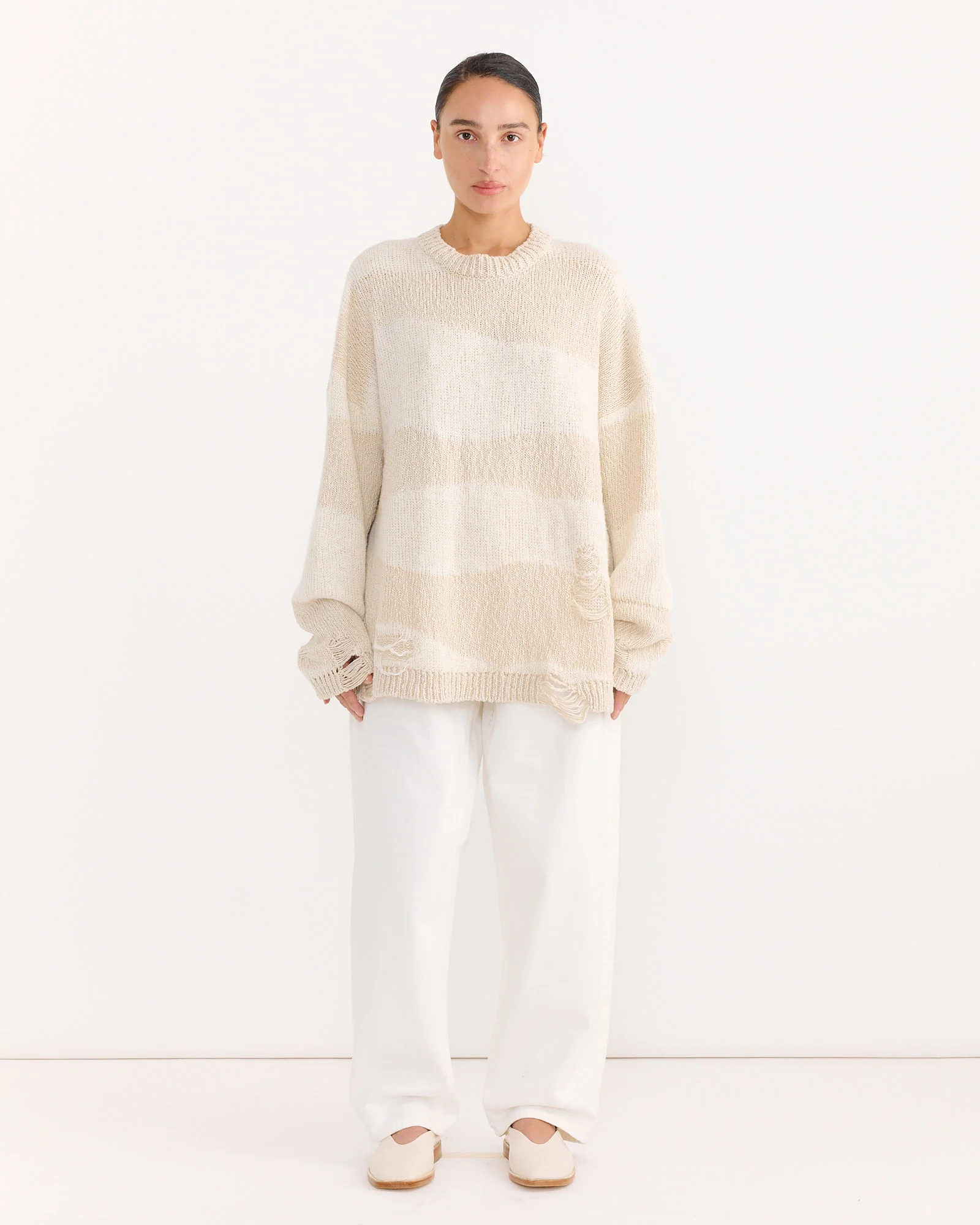 Popover Roundneck in White - Image 2