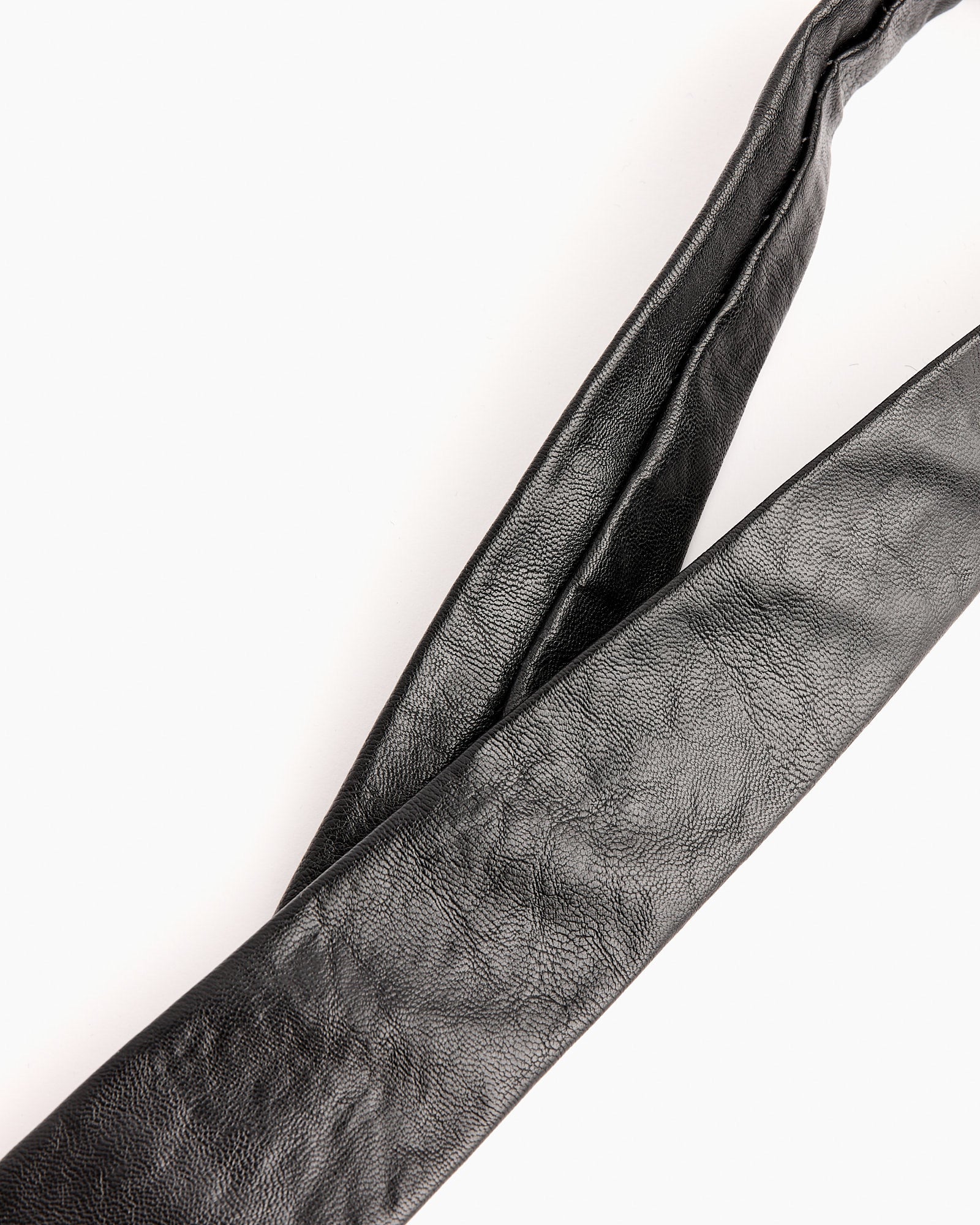 Real Fake Leather Tie in Black - Image 2