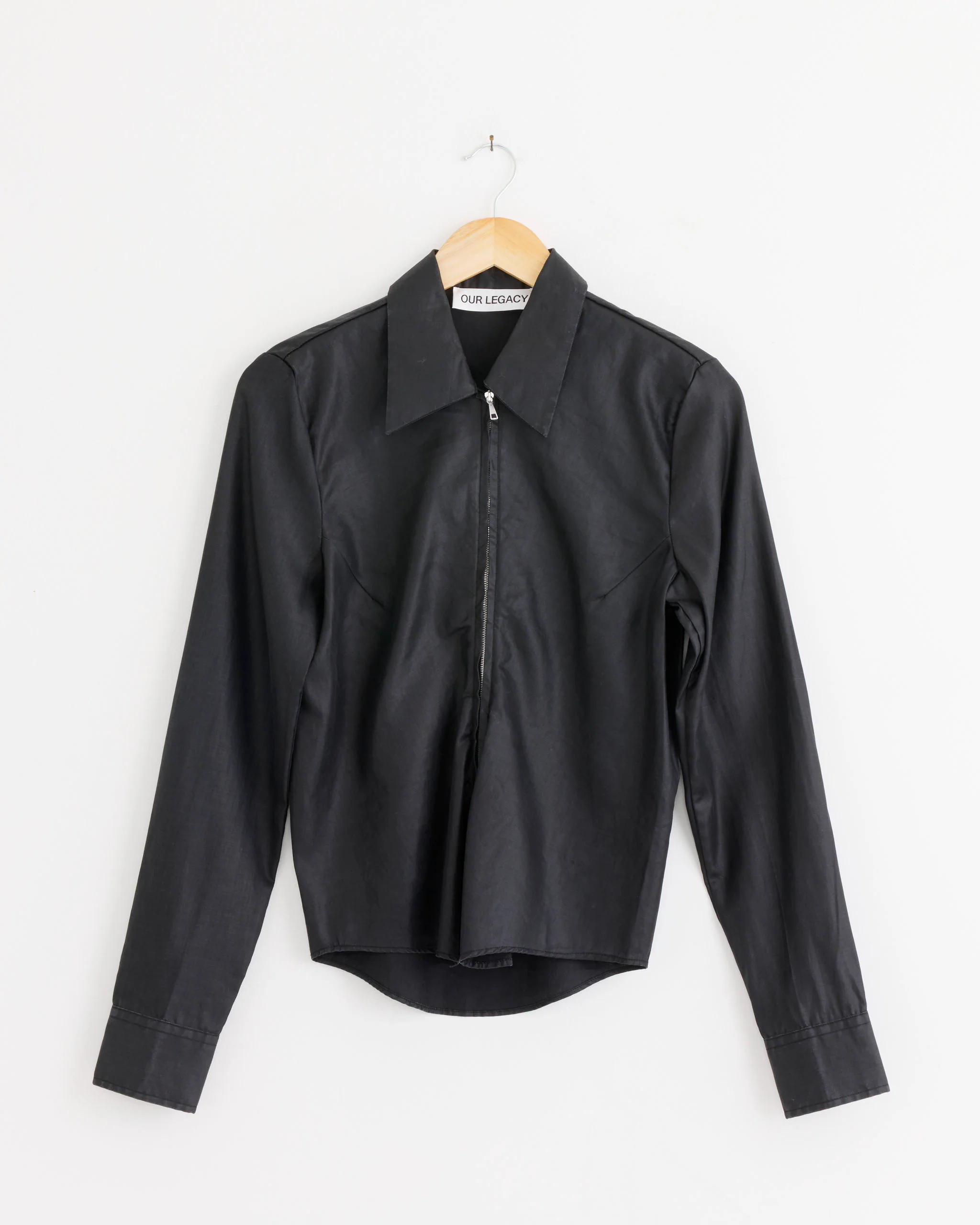Slim Zip Shirt in Lacquer Black