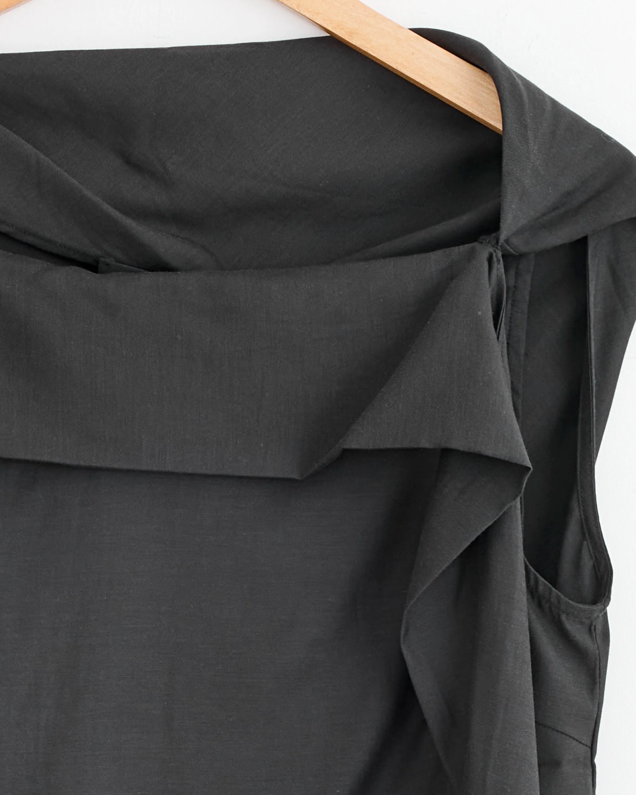 Virtuous Top in Still Black - Image 2