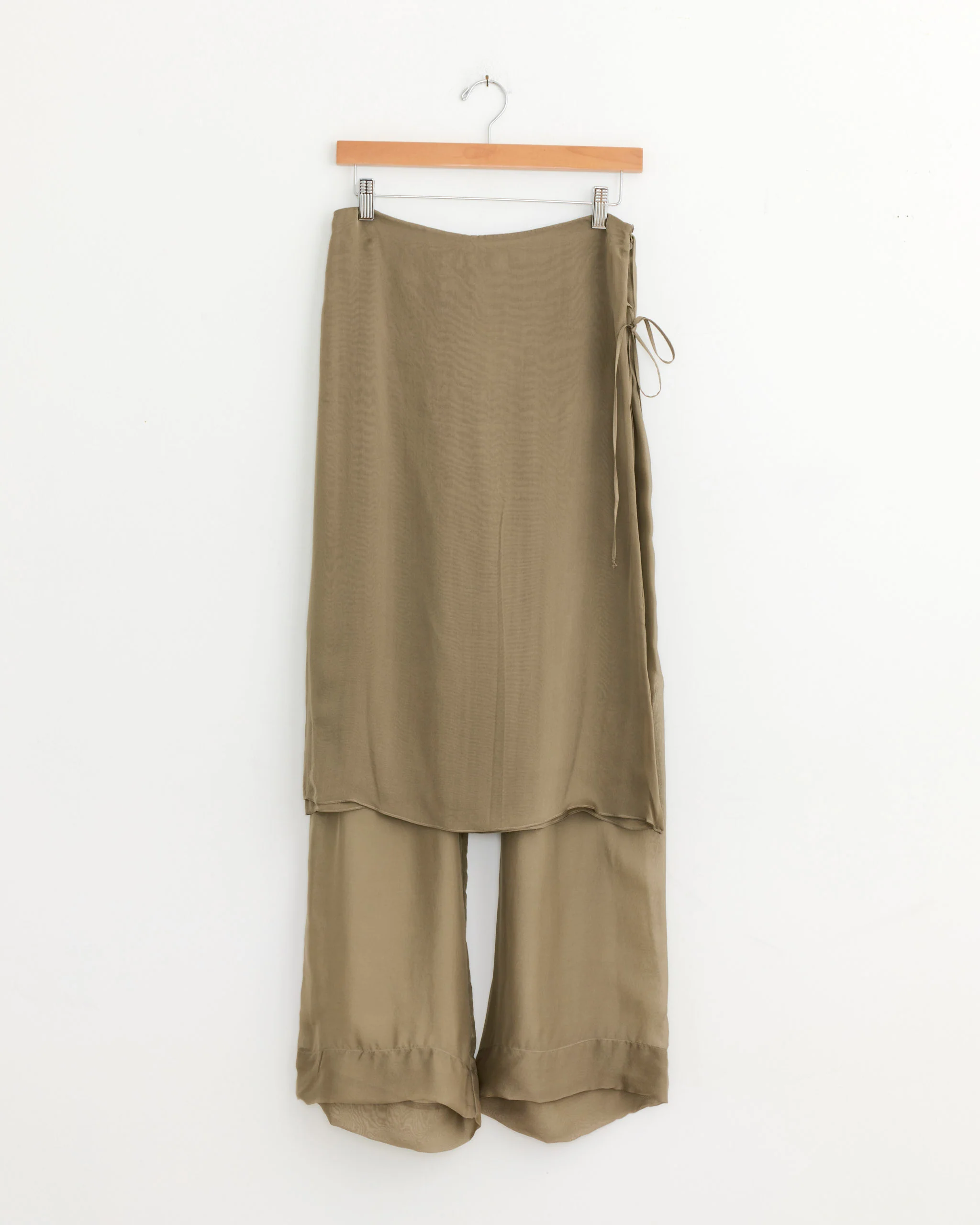 Low Silk Archive Pant in Khaki