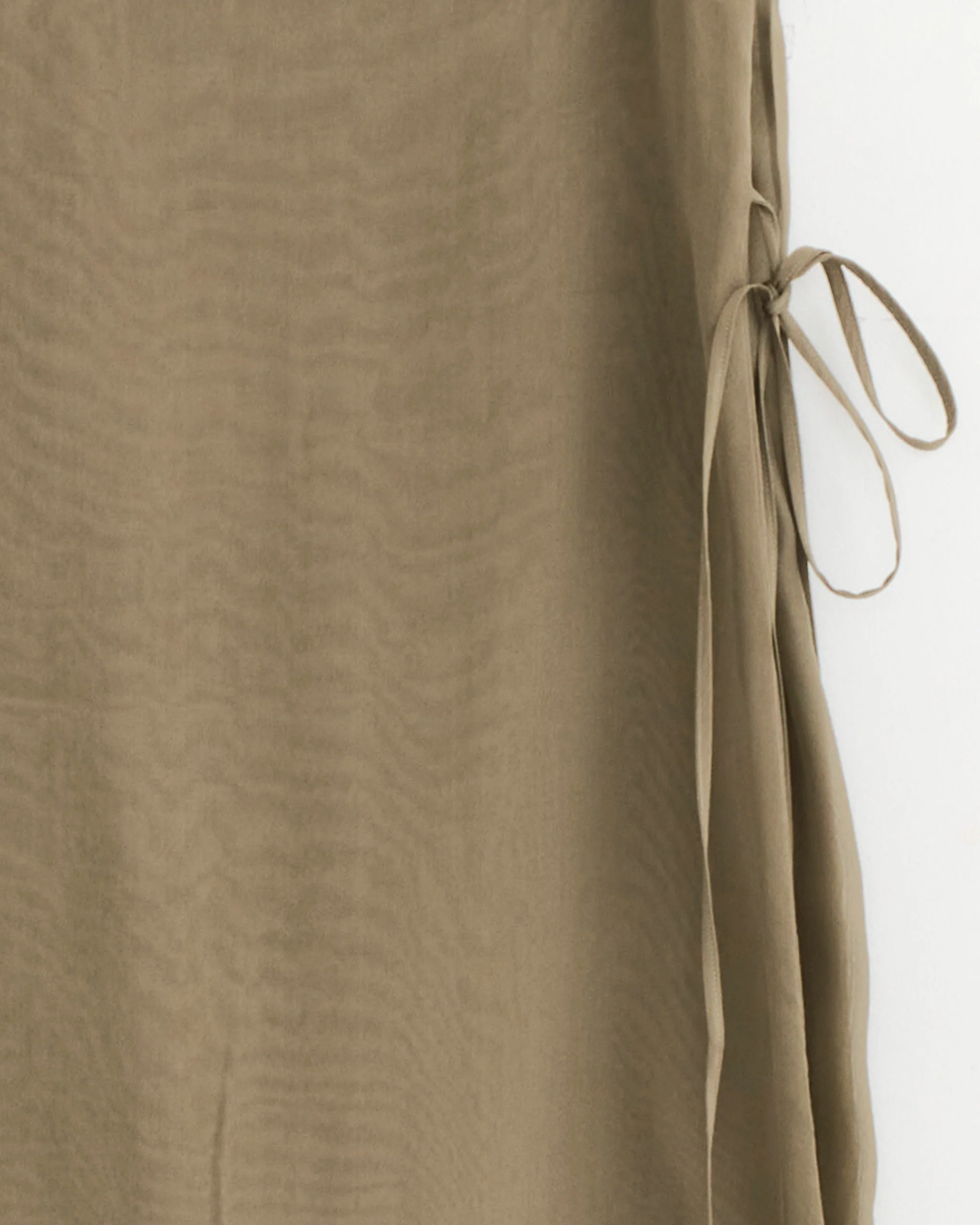 Low Silk Archive Pant in Khaki - Image 2