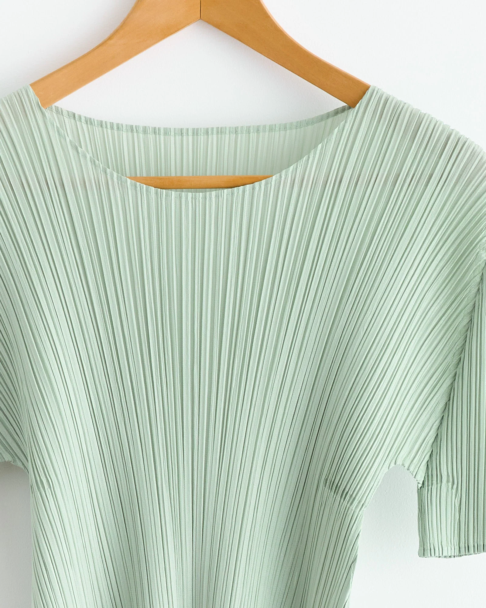 Monthly Colors June Top in Pastel Green - Image 2