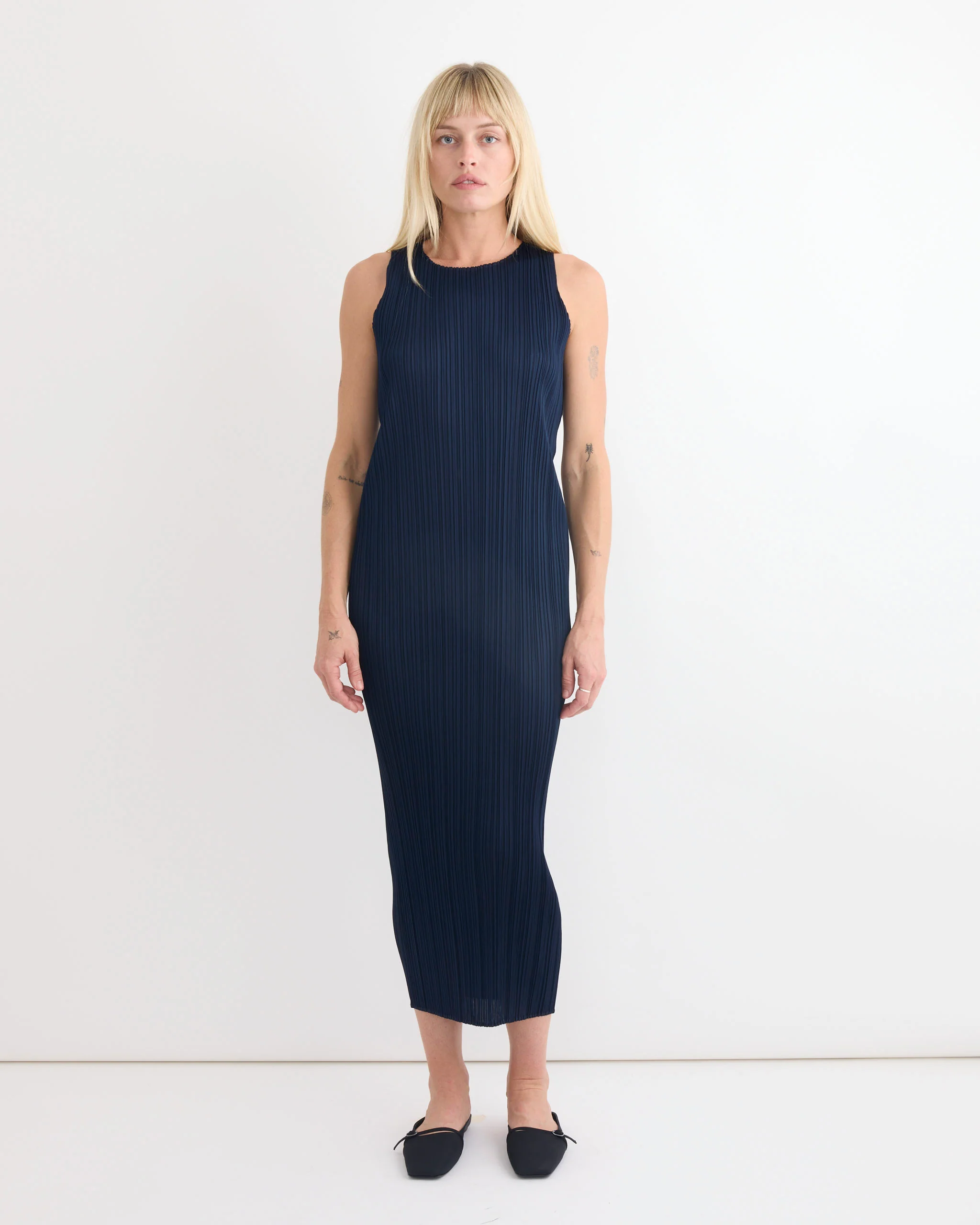 NC Basics 4 Dress in Navy