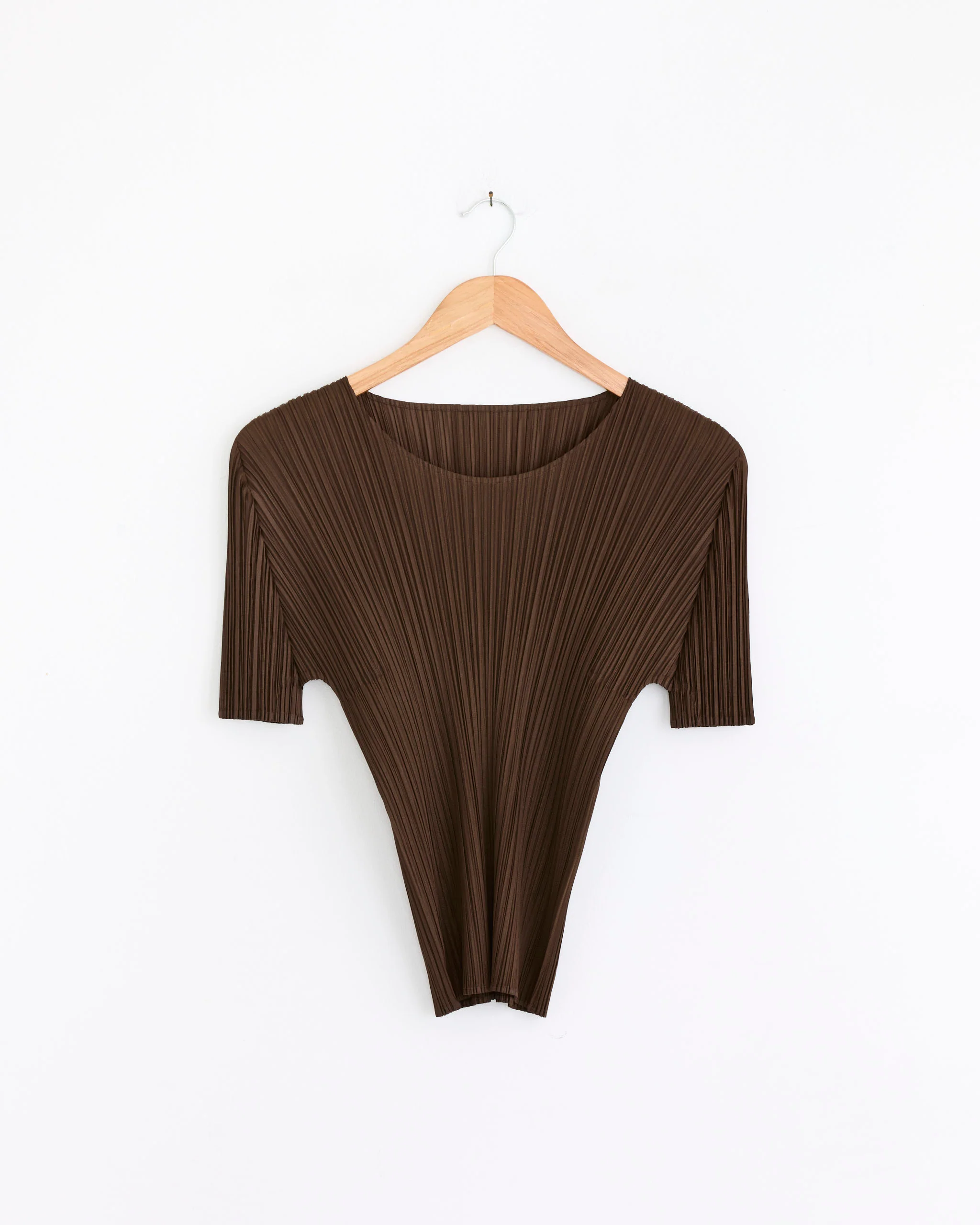 NC Basics 4 Top in Brown