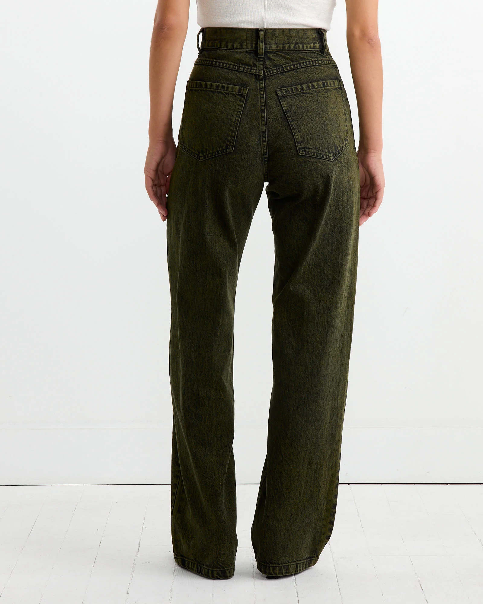 Larm Pant in Olive - Image 2