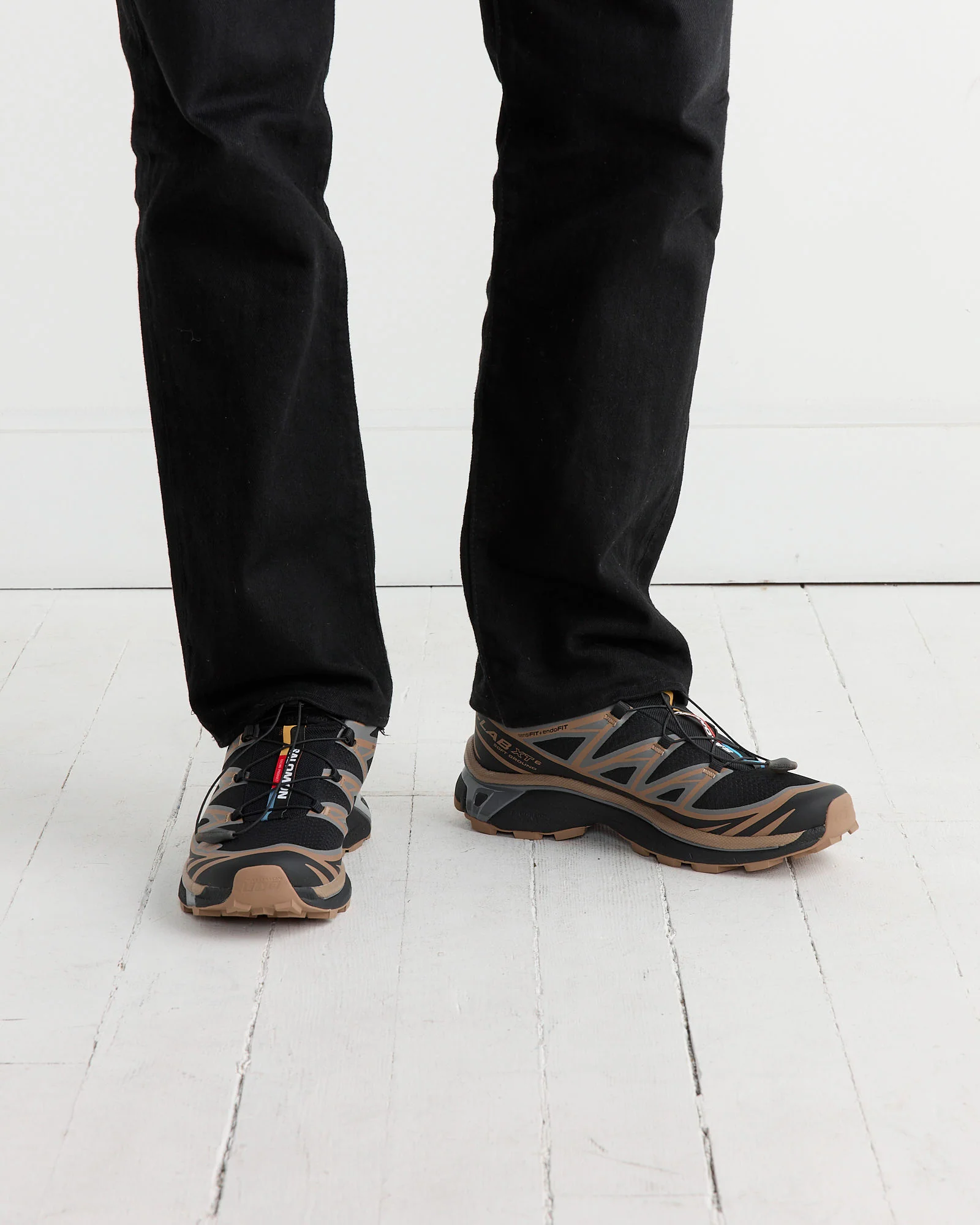 XT-6 in Black/Portabella/Pewter - Image 2