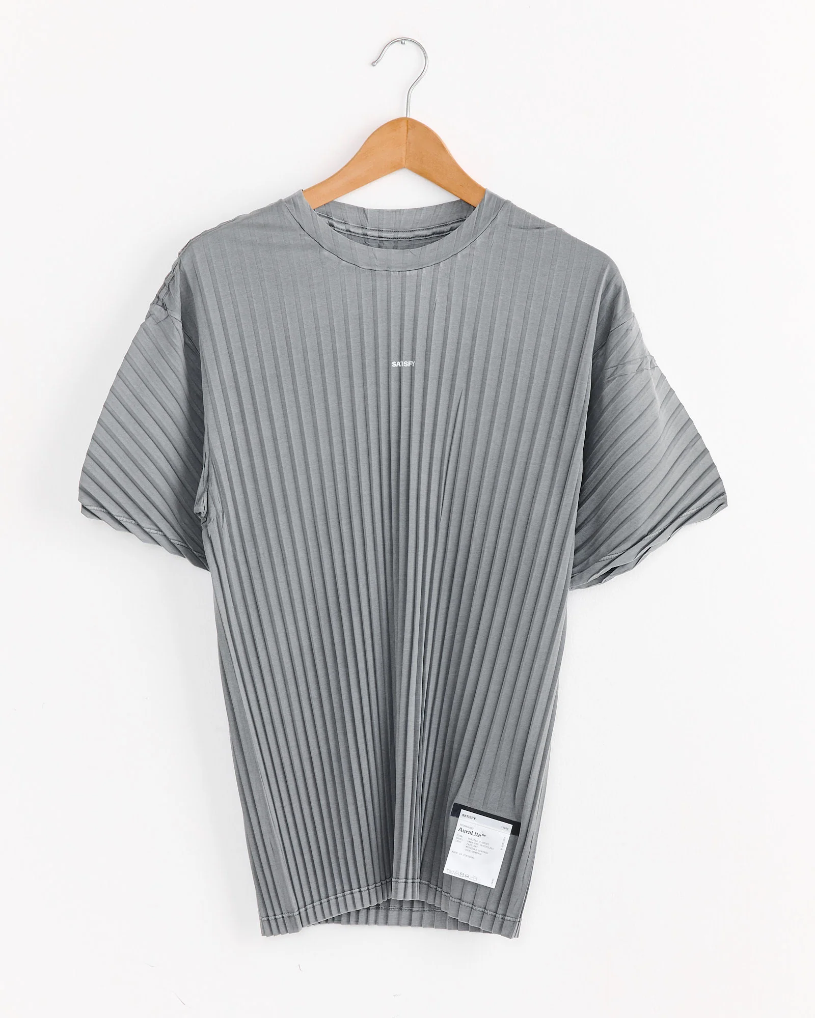AuraLite Pleated T-Shirt in Mineral Graphite