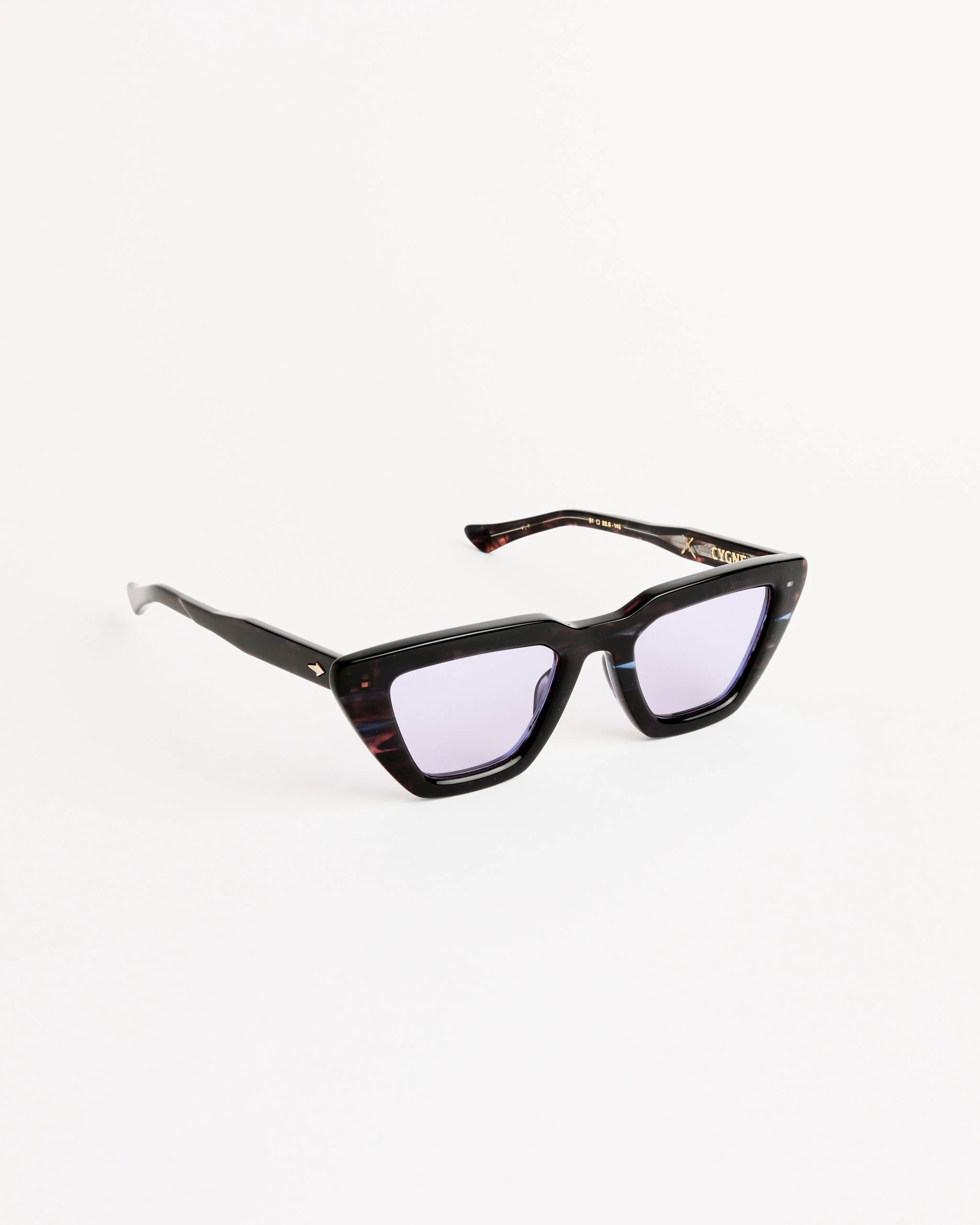 Cygne Sunglasses in Violet/Purple - Image 2