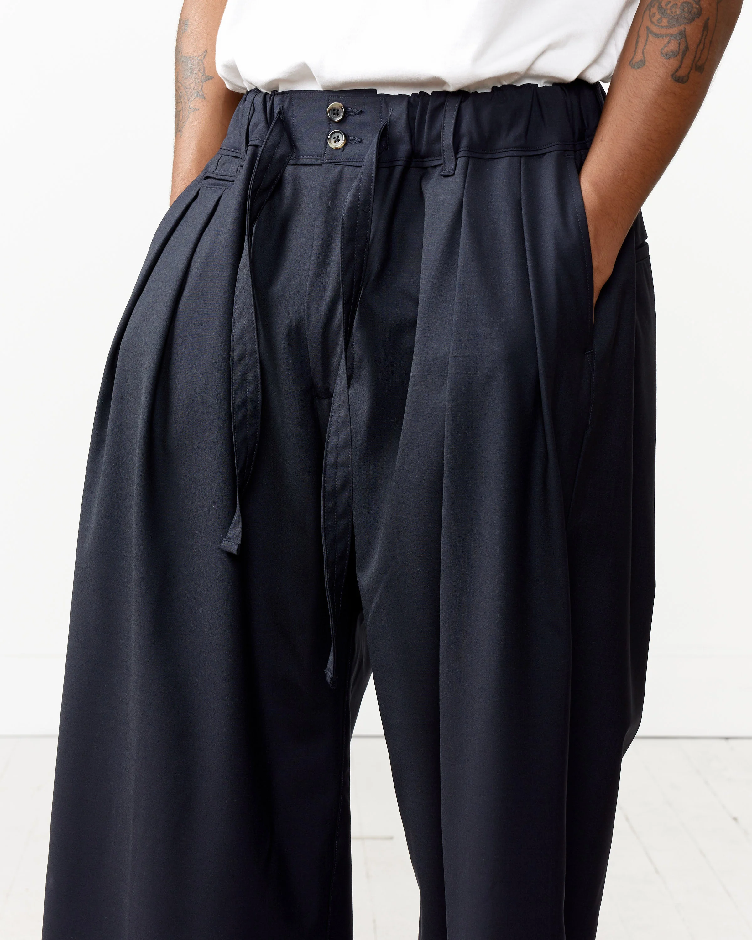 Hakama Pant in Navy - Image 2