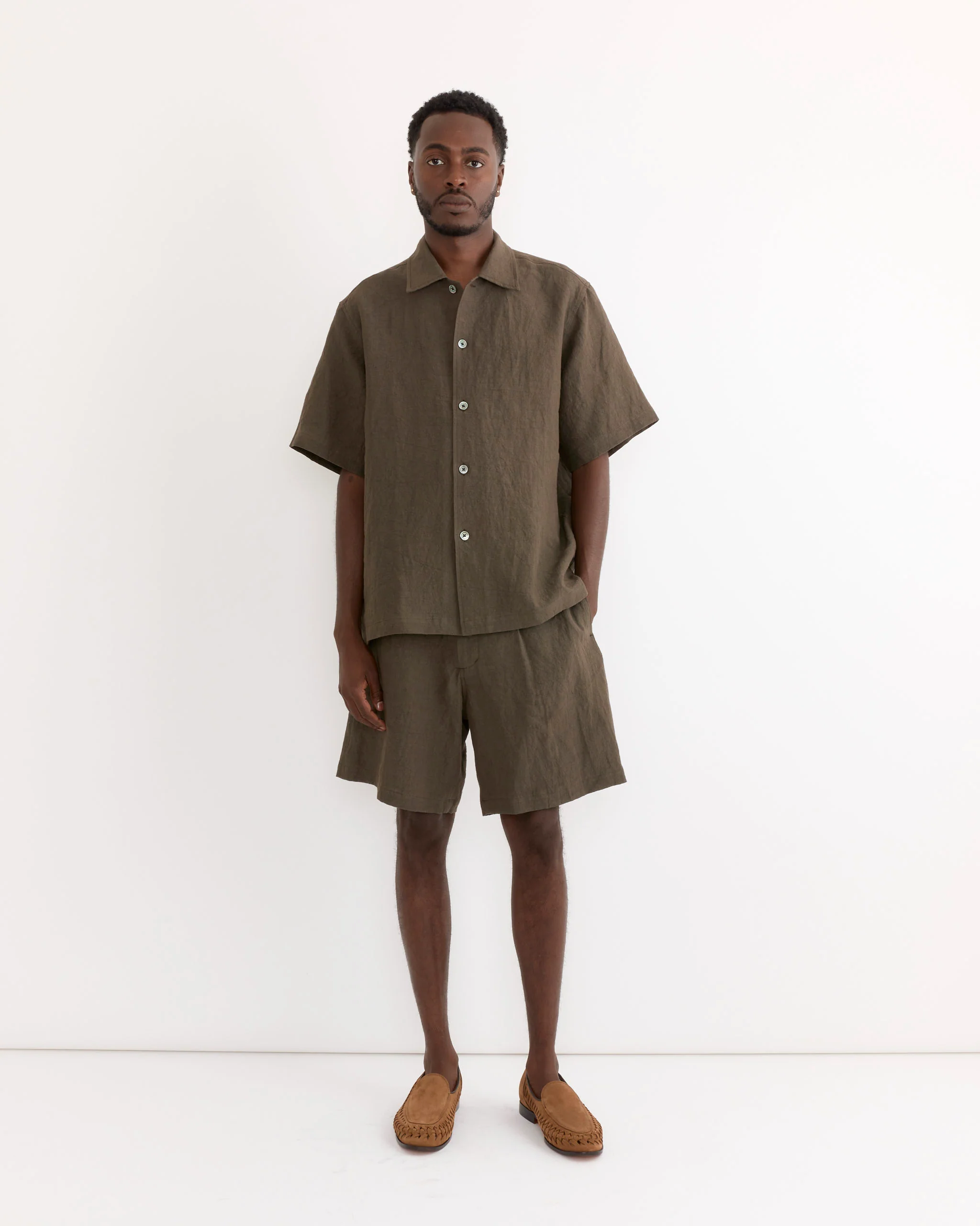 Arroyo Short in Sun Dried Linen Tobacco - Image 2