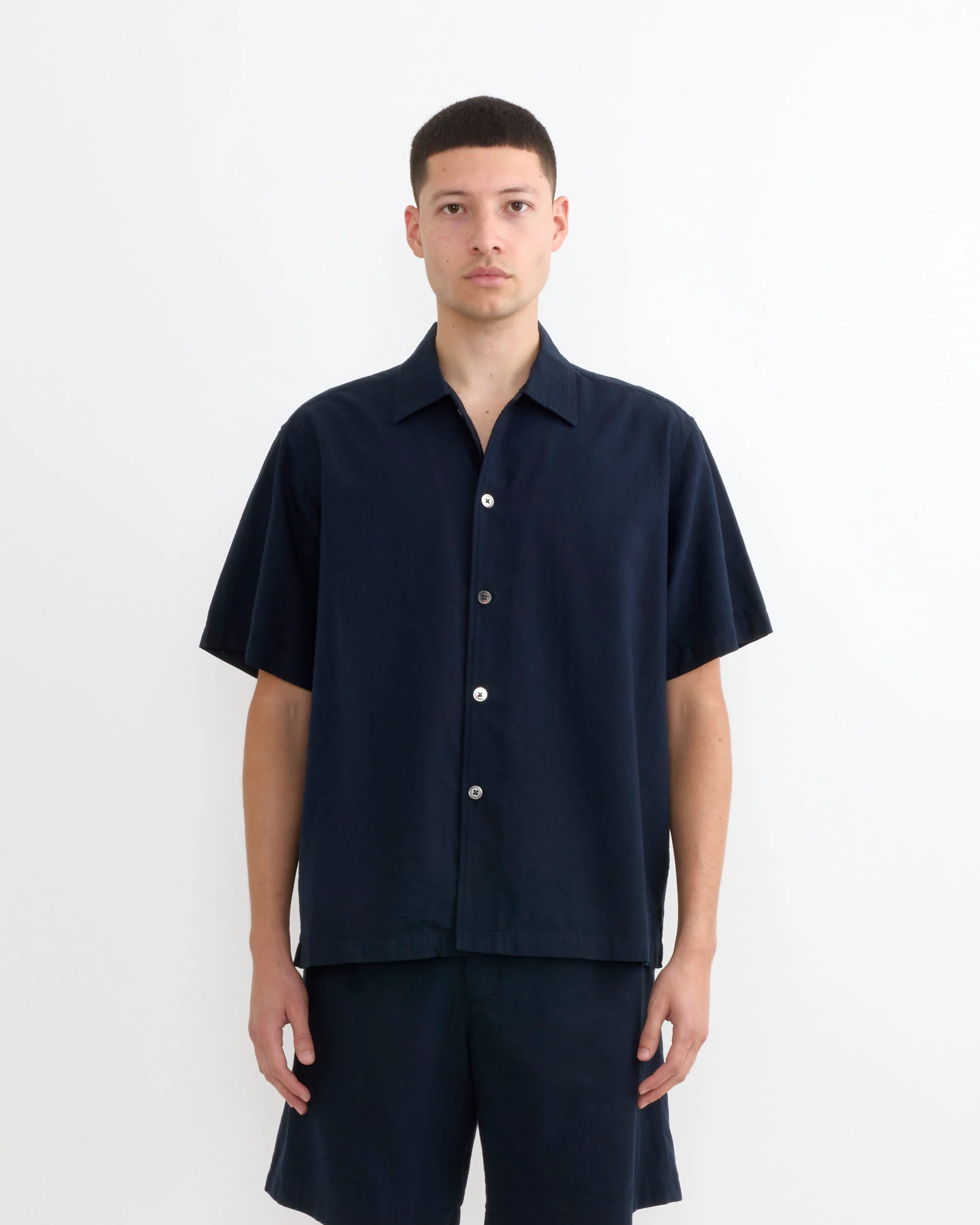 Cardiff Shirt in Japanese Seersucker Navy - Image 4