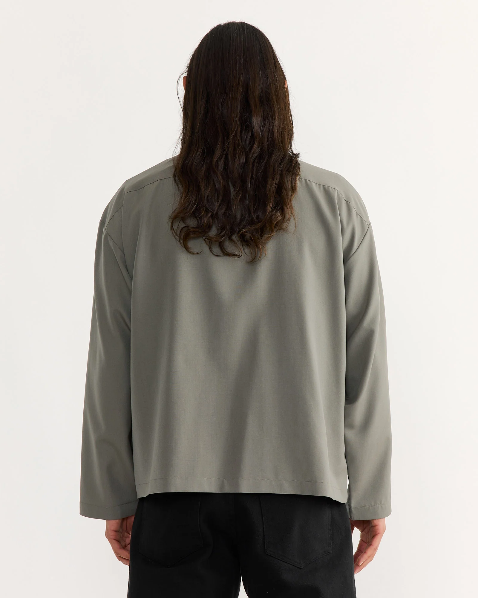 Enzo Shirt in Tropical Wool Olive - Image 3