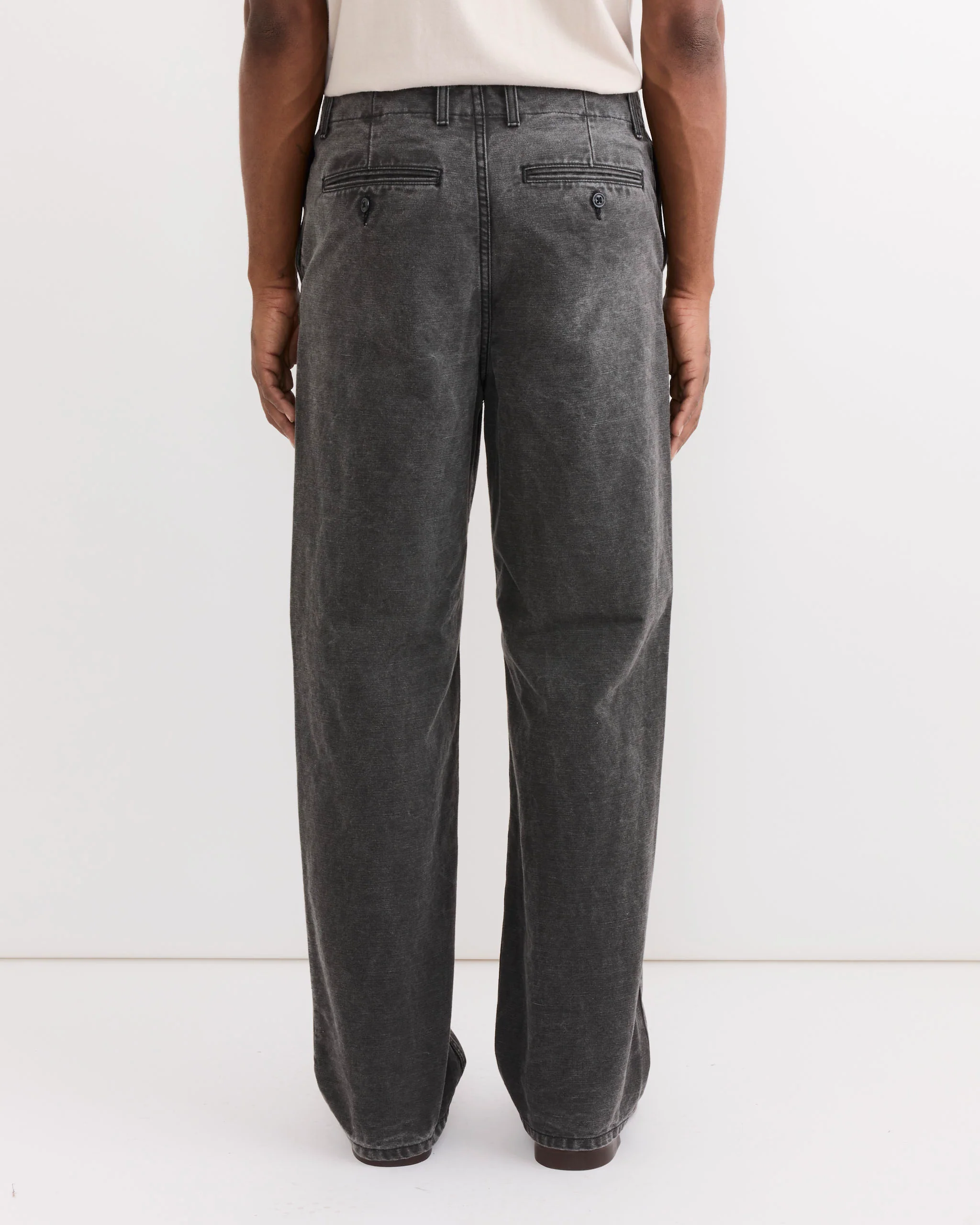Officer Trouser in Washed Pigment Dyed Cotton Grey - Image 4