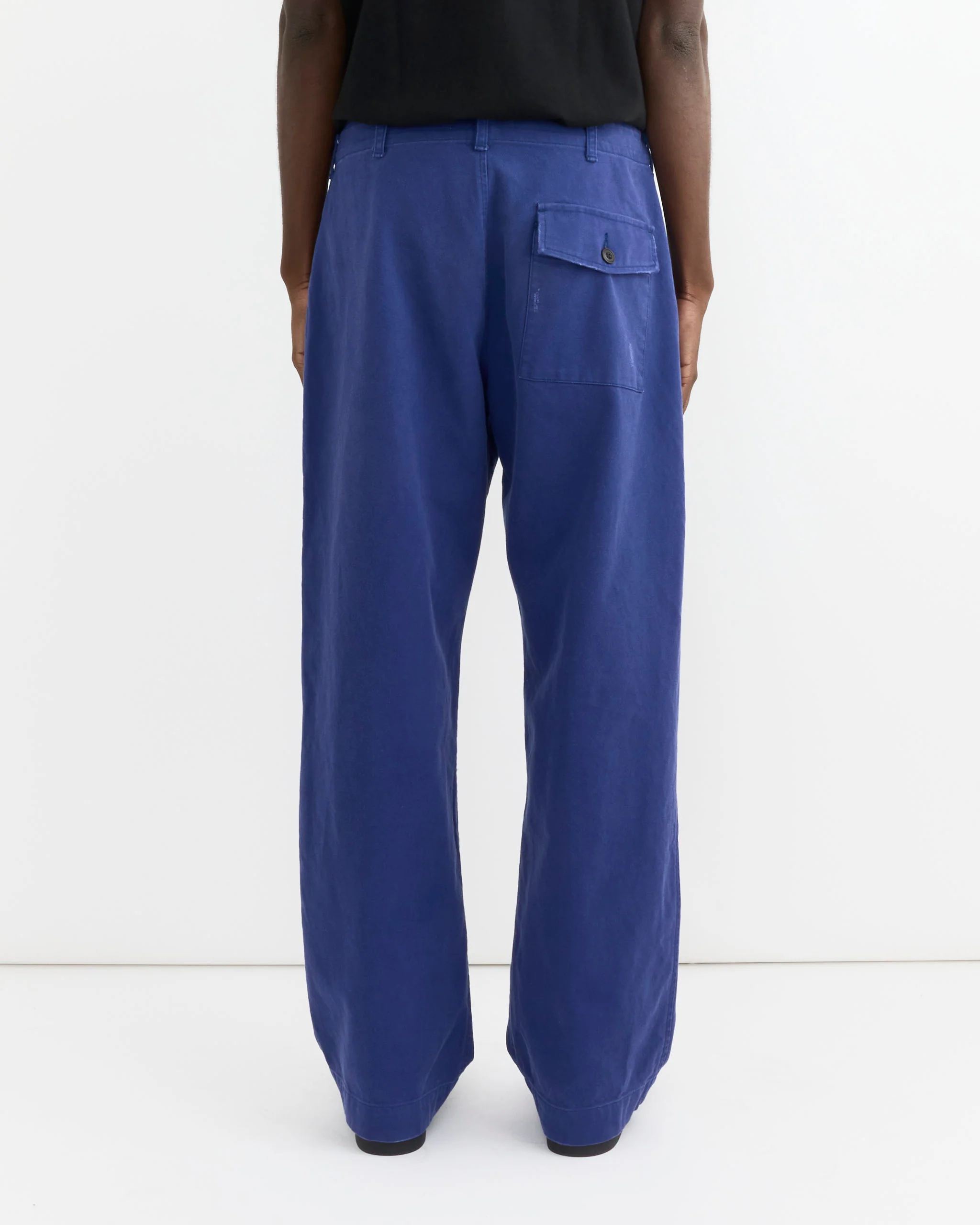 Toyon Pant in French Cotton Twill Blue - Image 5