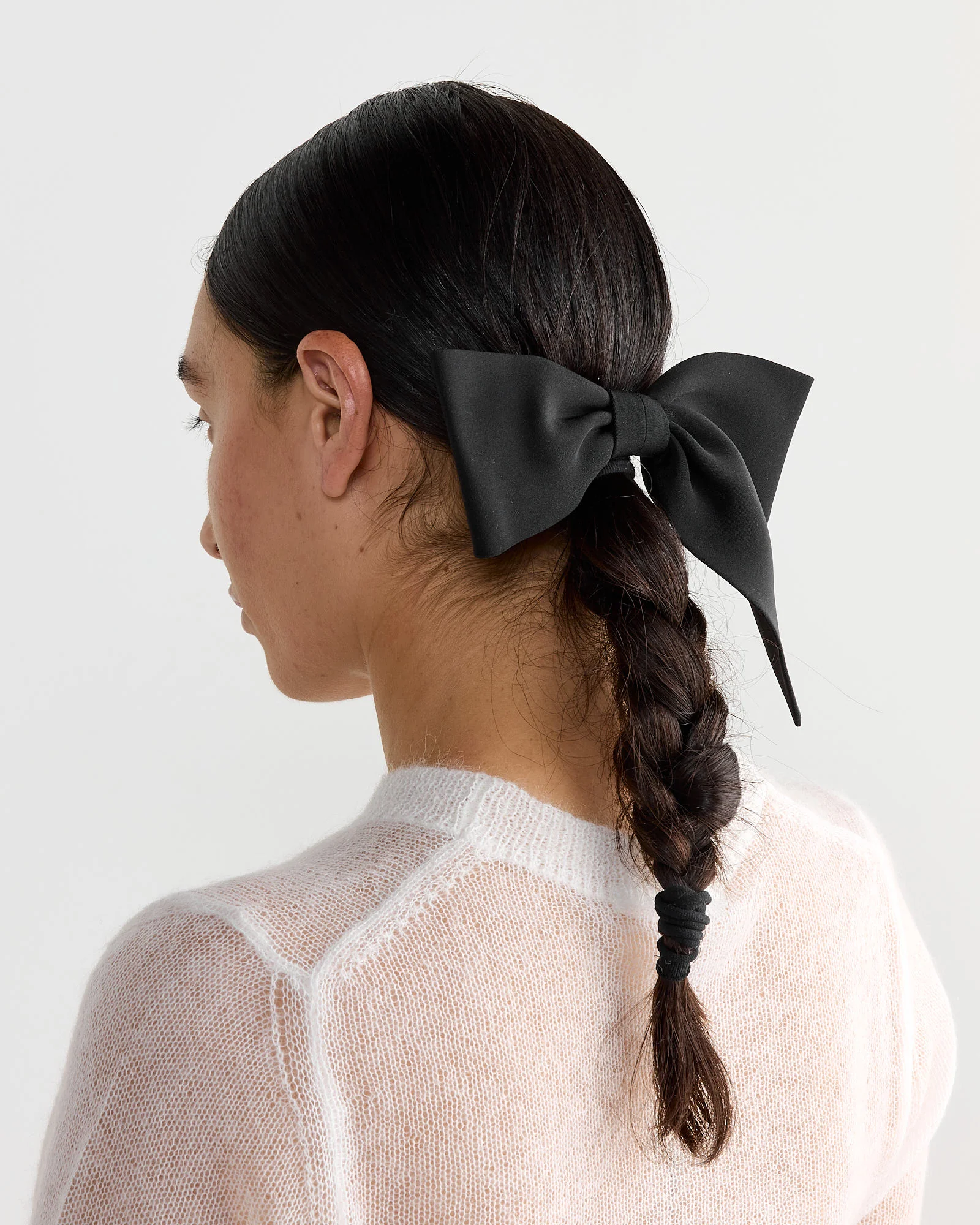 Asymmetrical Bow in Black - Image 3