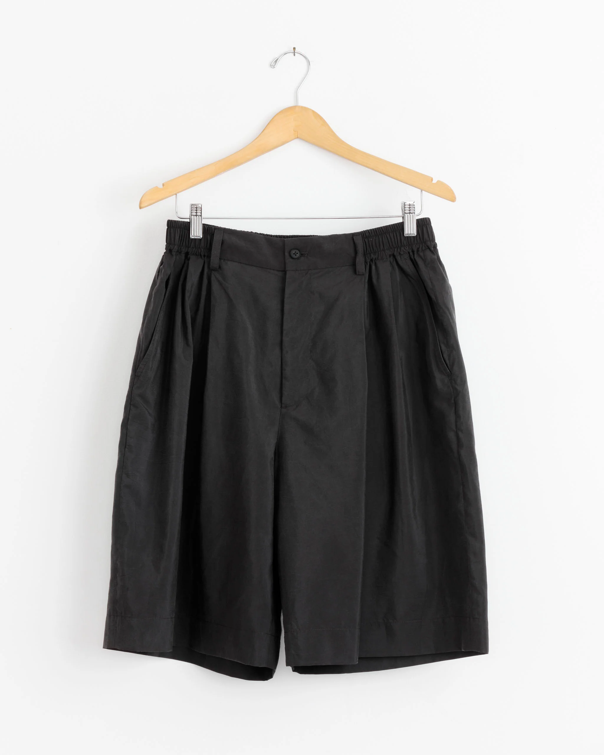 1446 Short in Brown