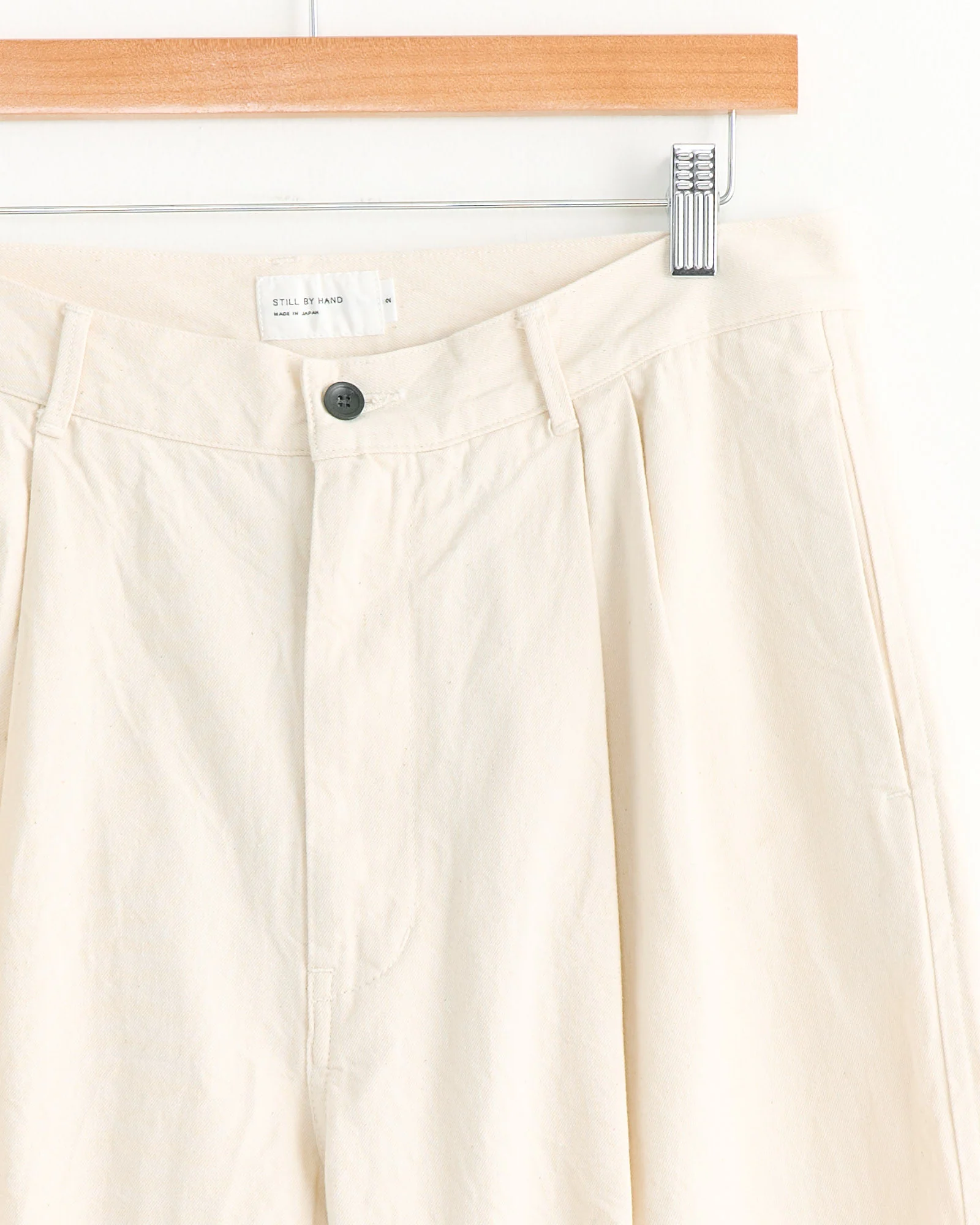 10oz Denim 2 Tuck Pant in Ecru - Image 3