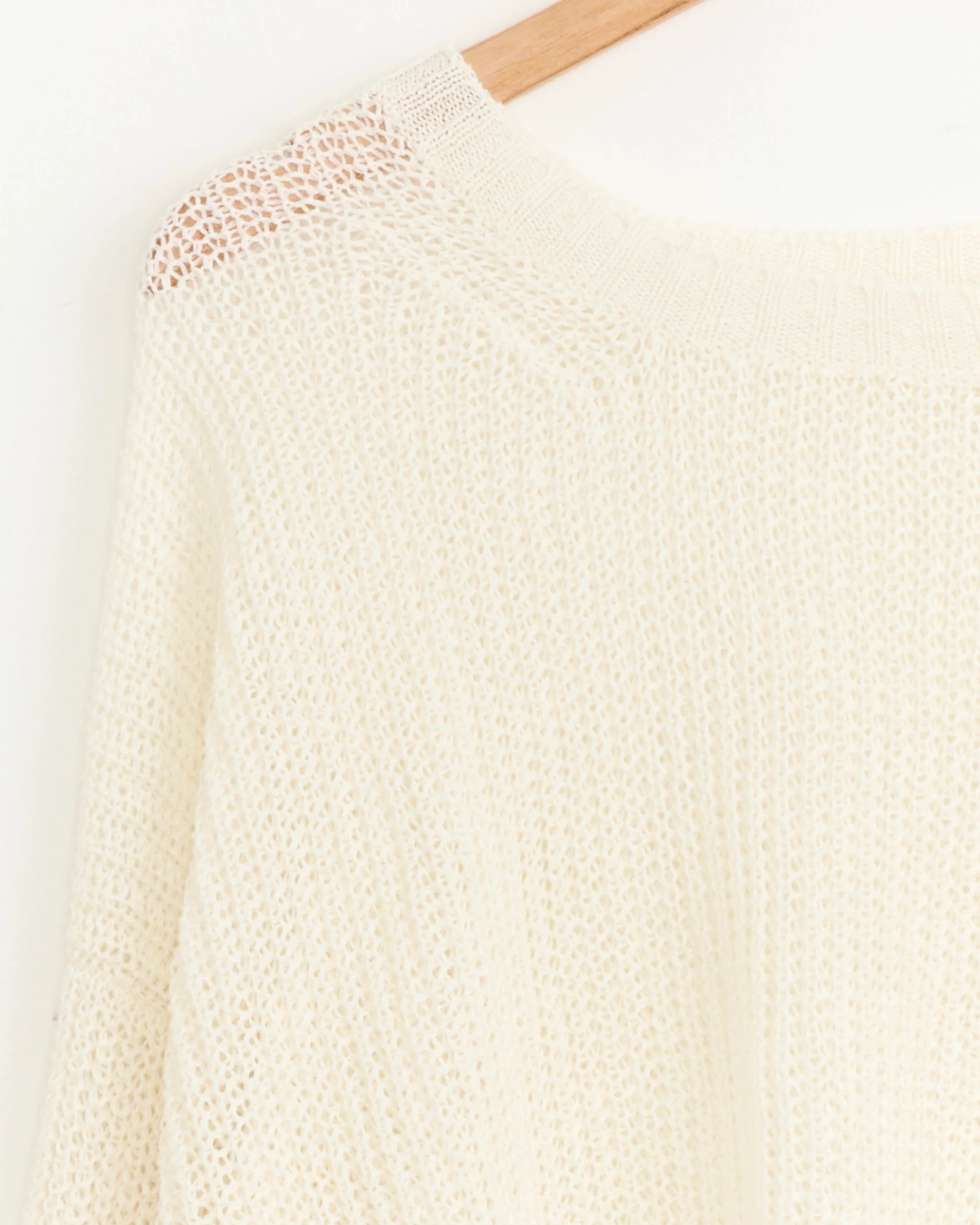 U Neck Tee in Undyed Ivory - Image 2