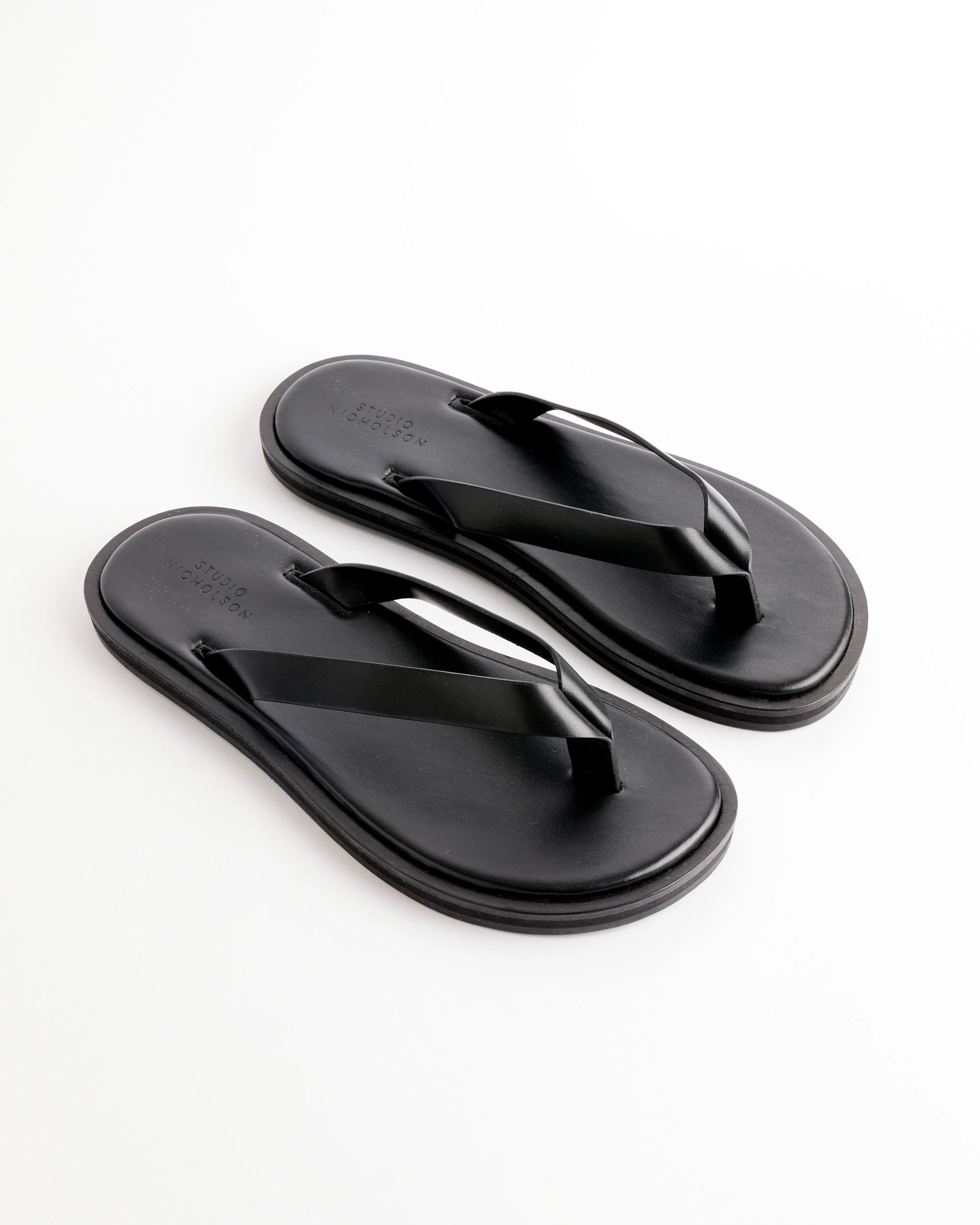 Curren Thong Sandal in Black - Image 2