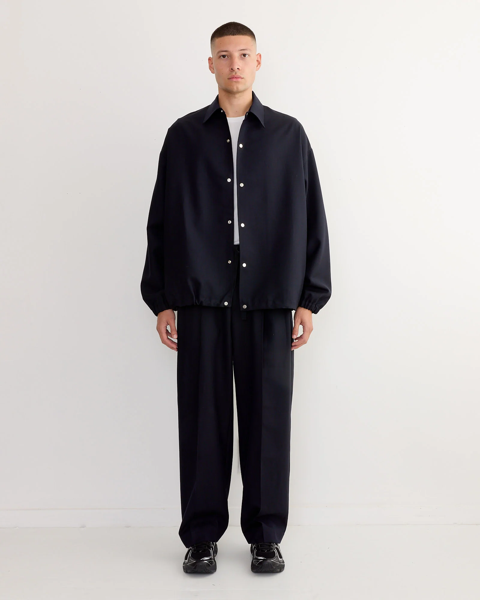 Sphere Jacket in Darkest Navy - Image 2