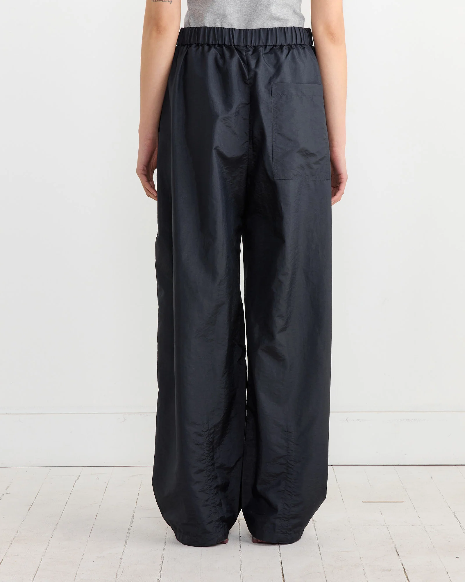 Crispy Nylon Winslow Pant in Navy - Image 4