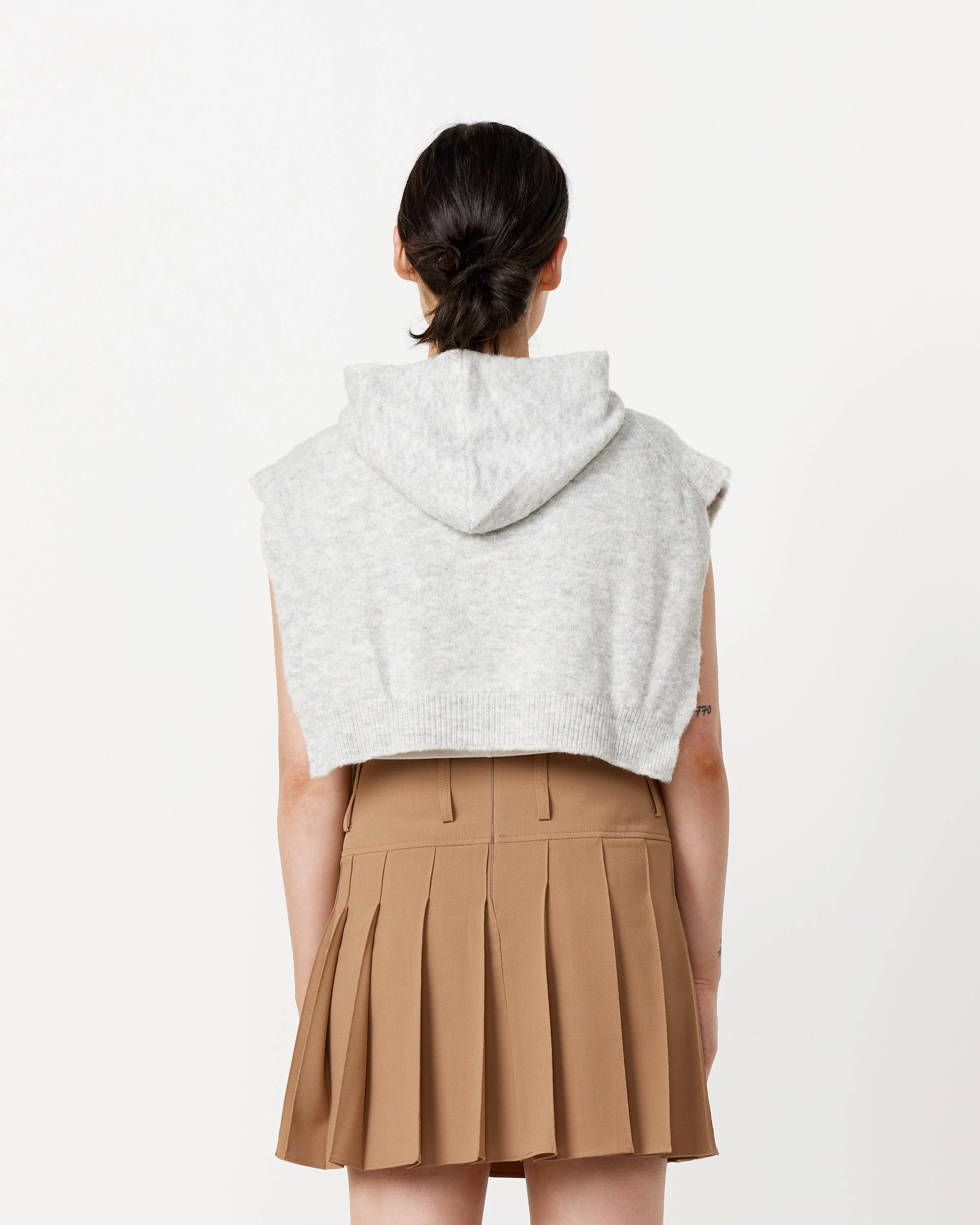Douillet Hooded Dickie - Image 2